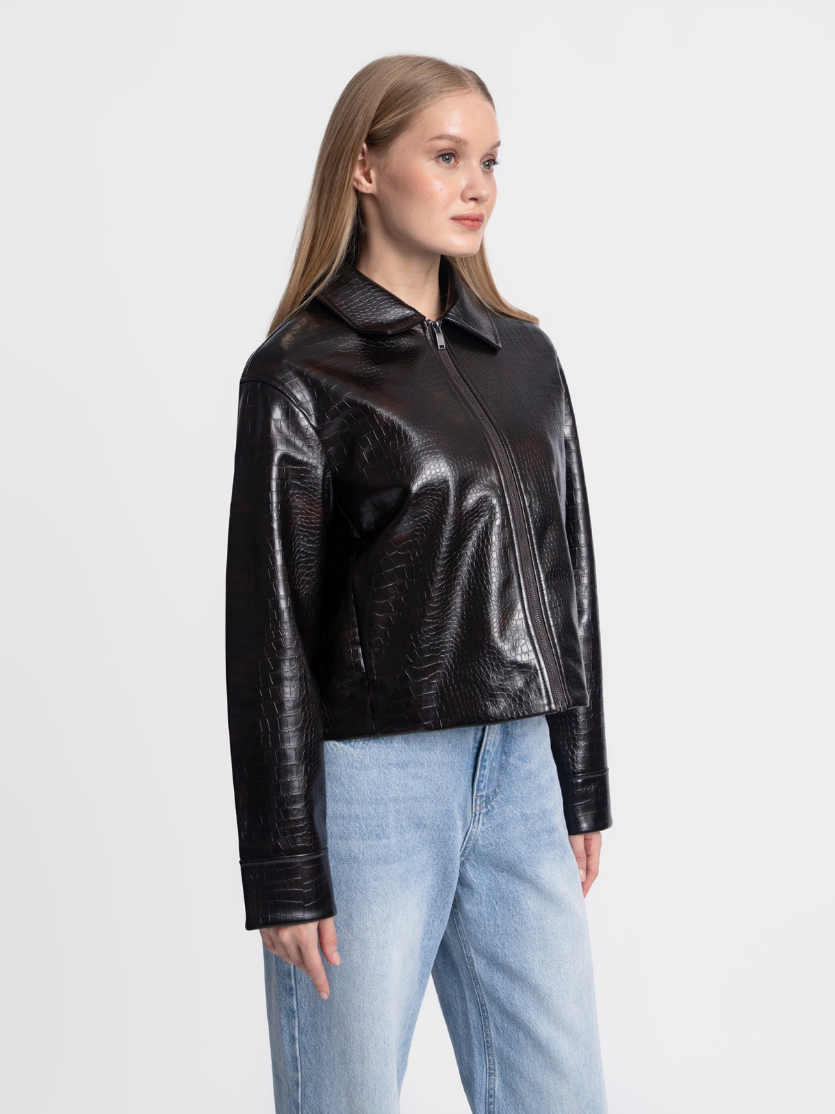 Куртка из экокожи с воротником