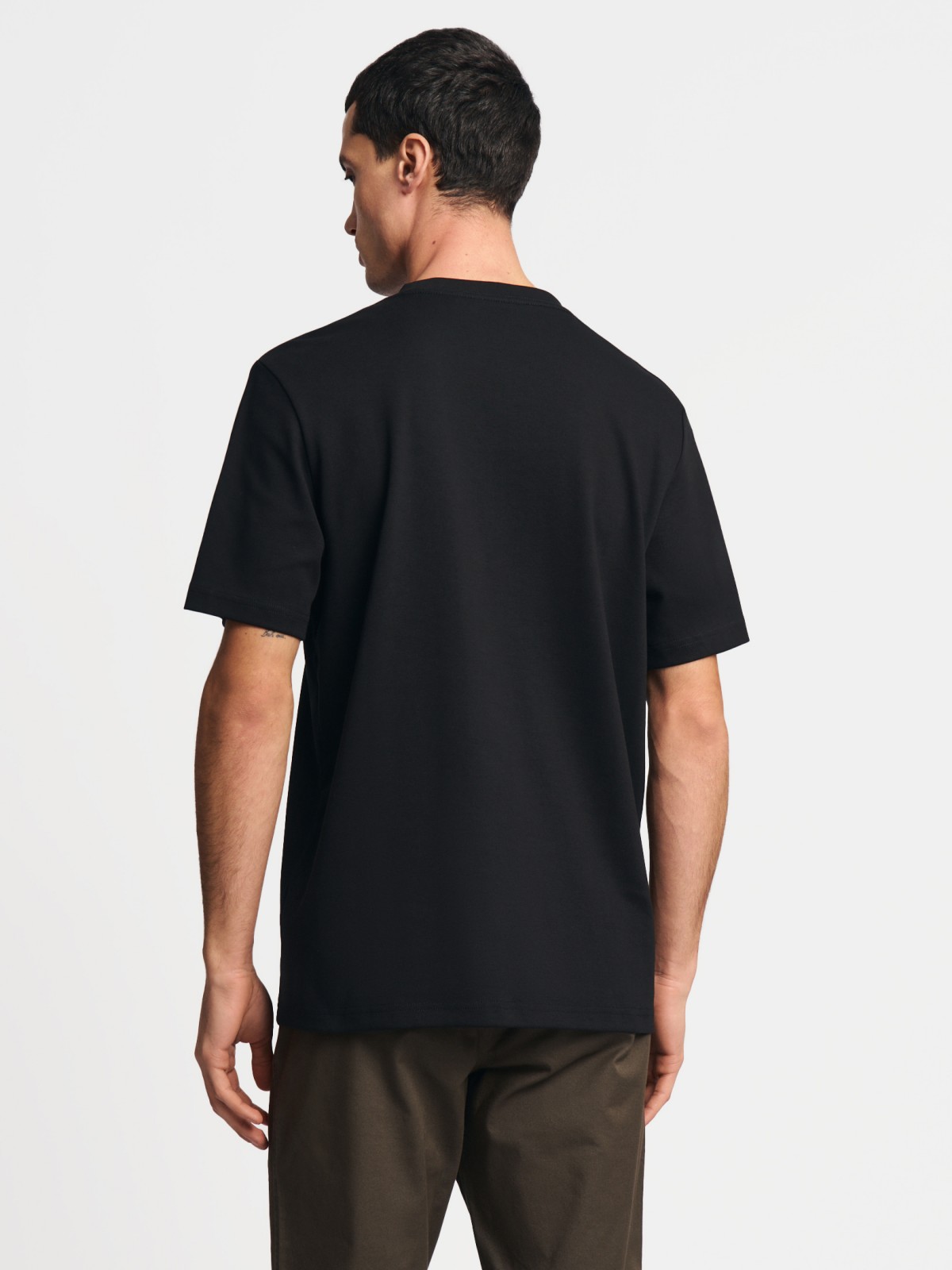 Футболка из хлопка с коротким рукавом