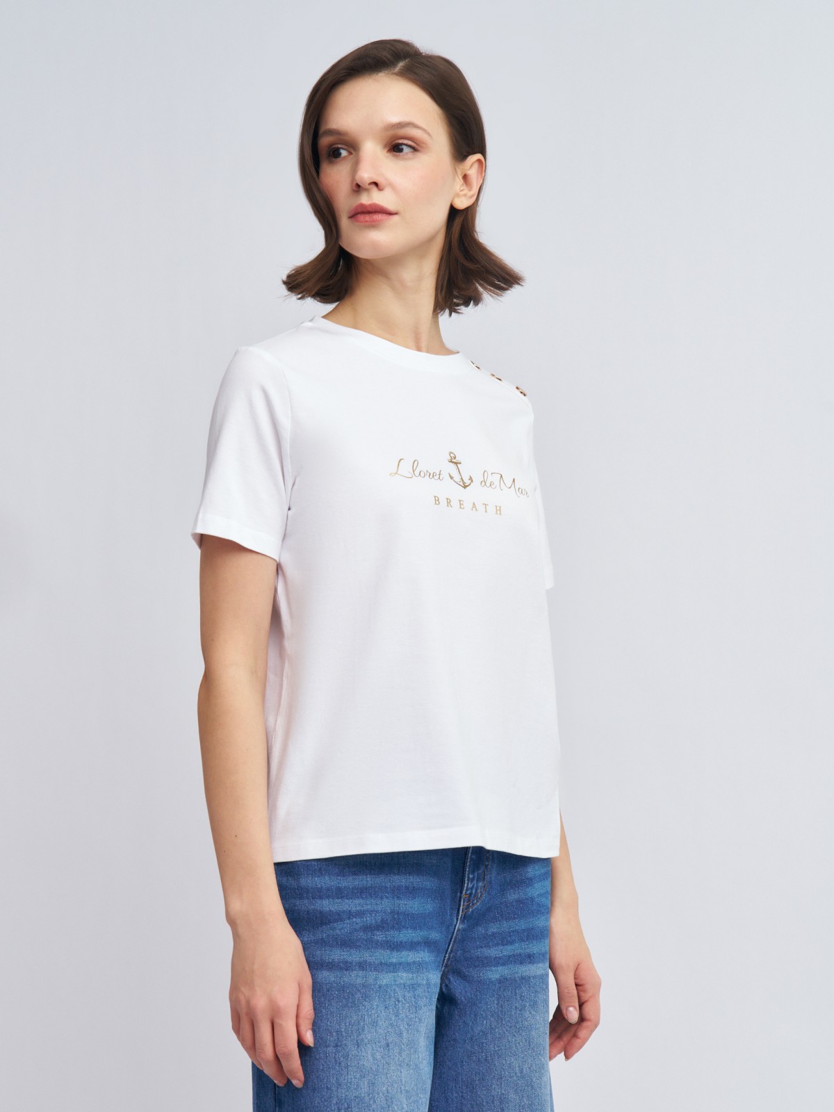 Футболка из хлопка с металлическим декором