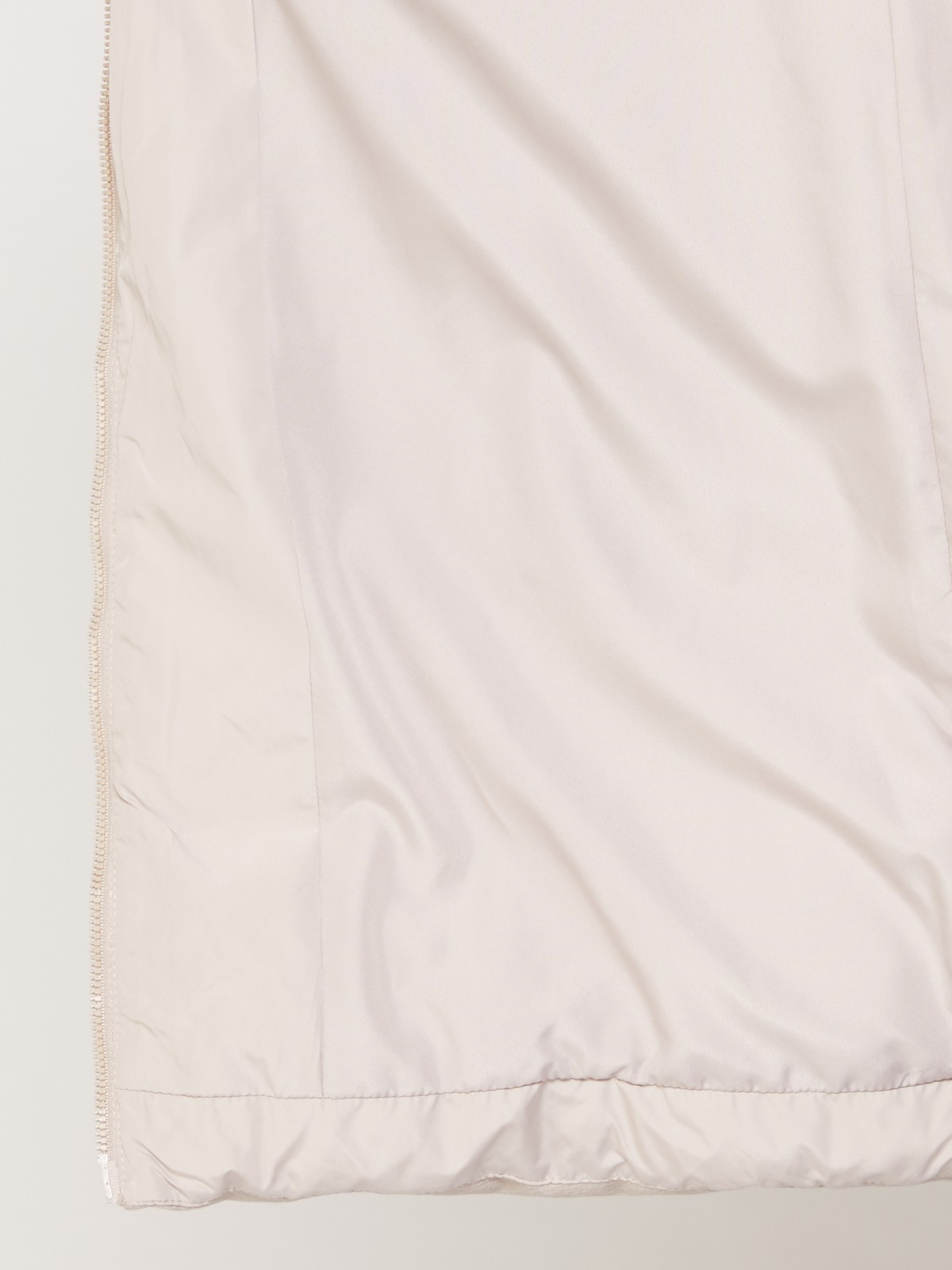 Тёплое стёганое пальто с капюшоном