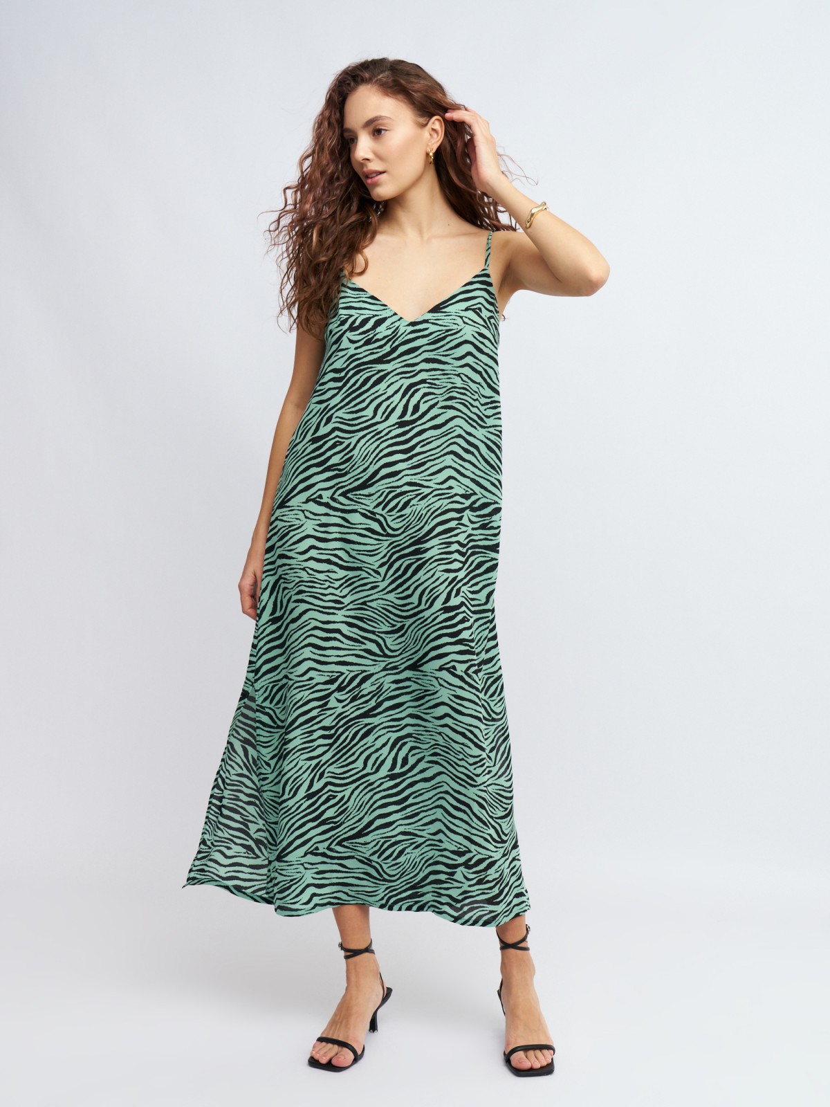 Платье-комбинация с боковыми разрезами