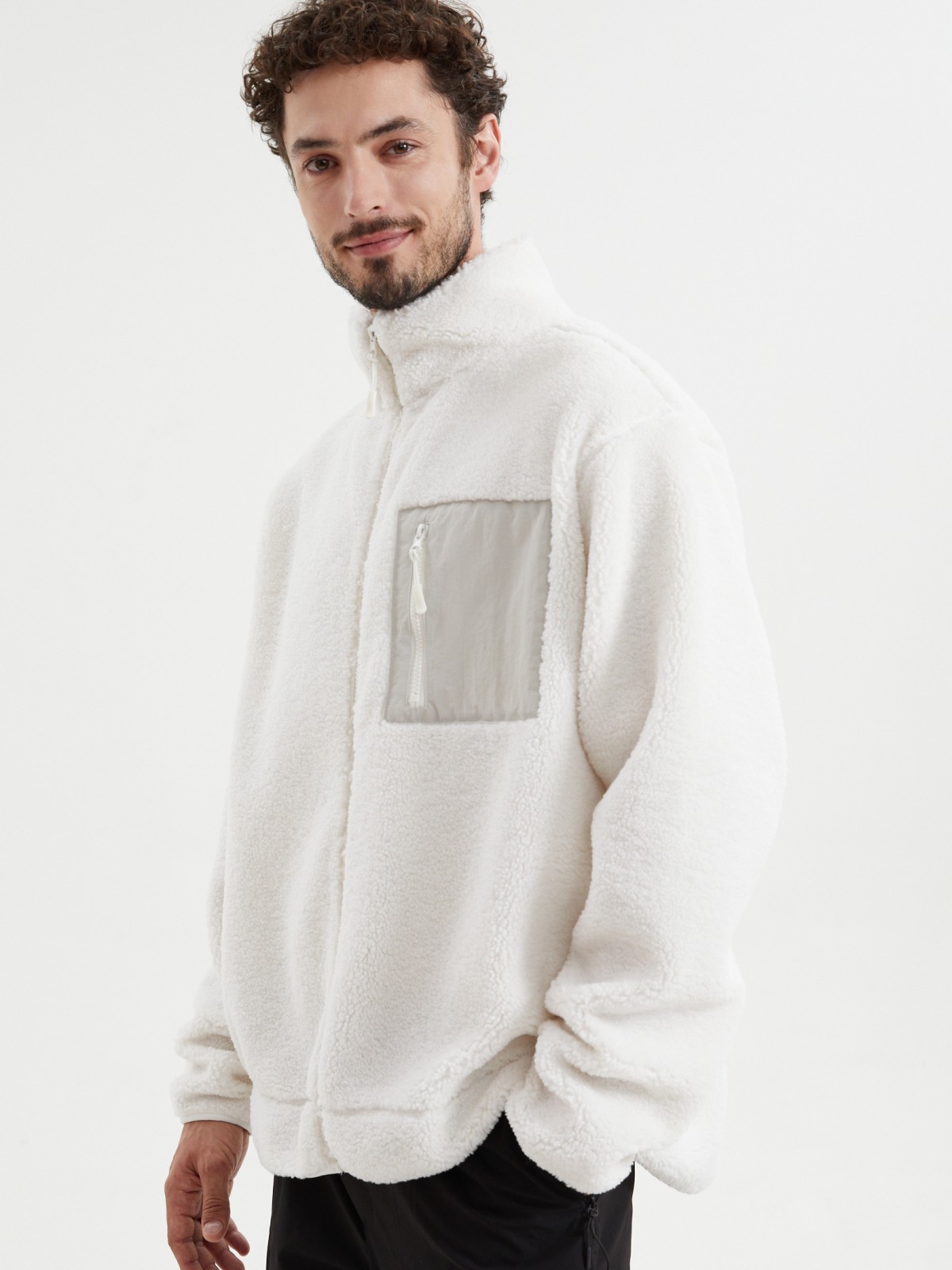 Толстовка из экомеха на молнии с воротником