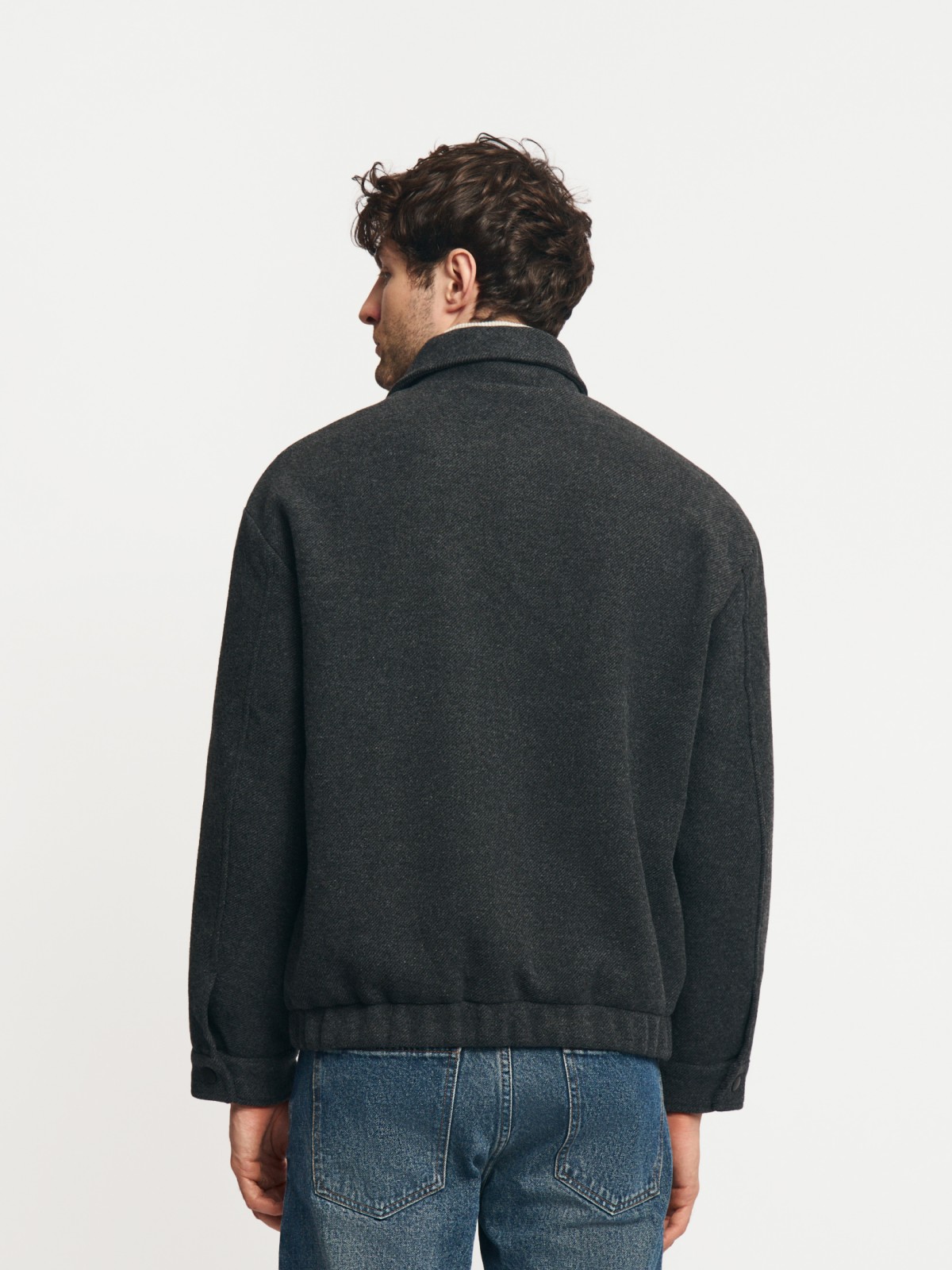 Тёплая куртка-бомбер с шерстью