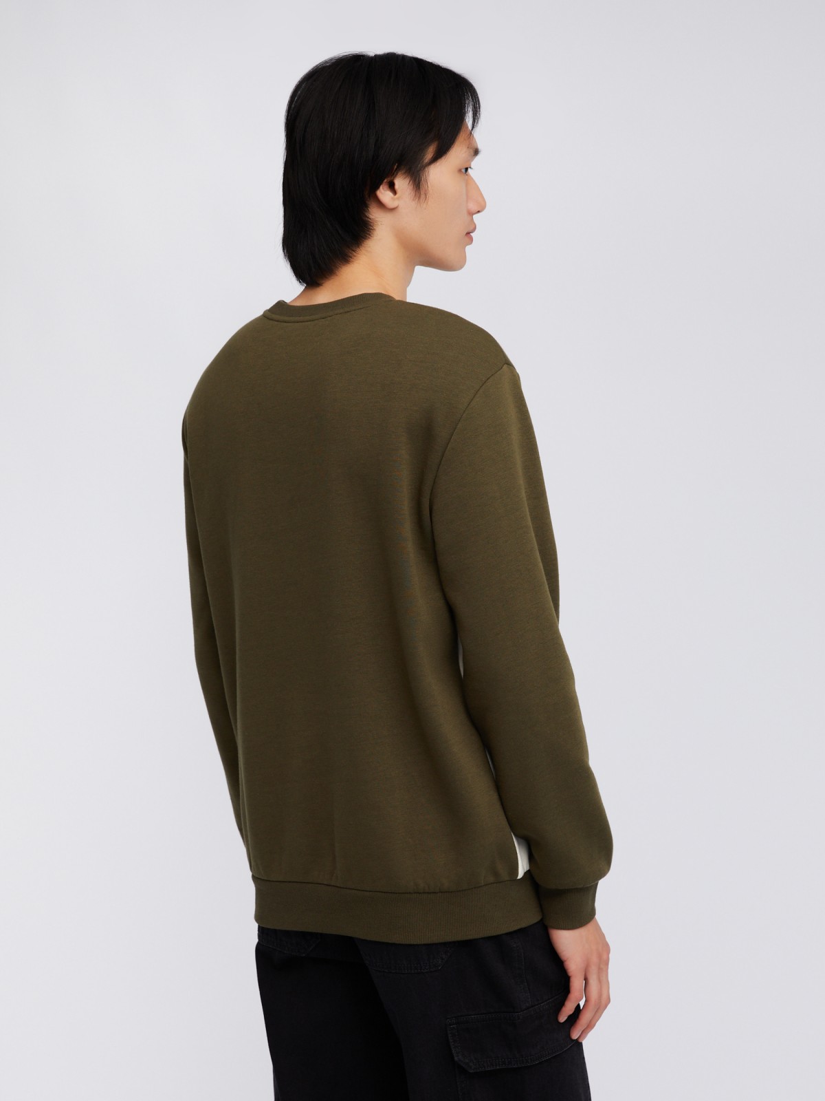 Трикотажный свитшот в стиле колор блок