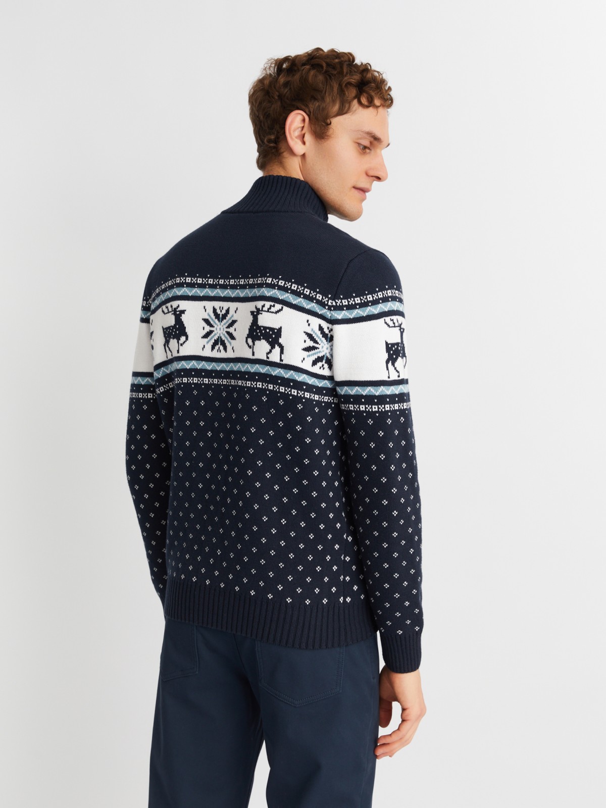Вязаный свитер с воротником на молнии и скандинавским узором zolla 013436823043, цвет синий, размер M - фото 6