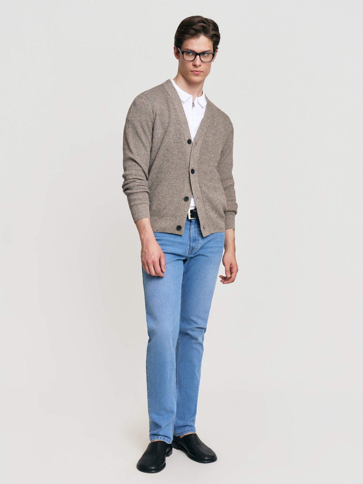 Вязаный кардиган на пуговицах