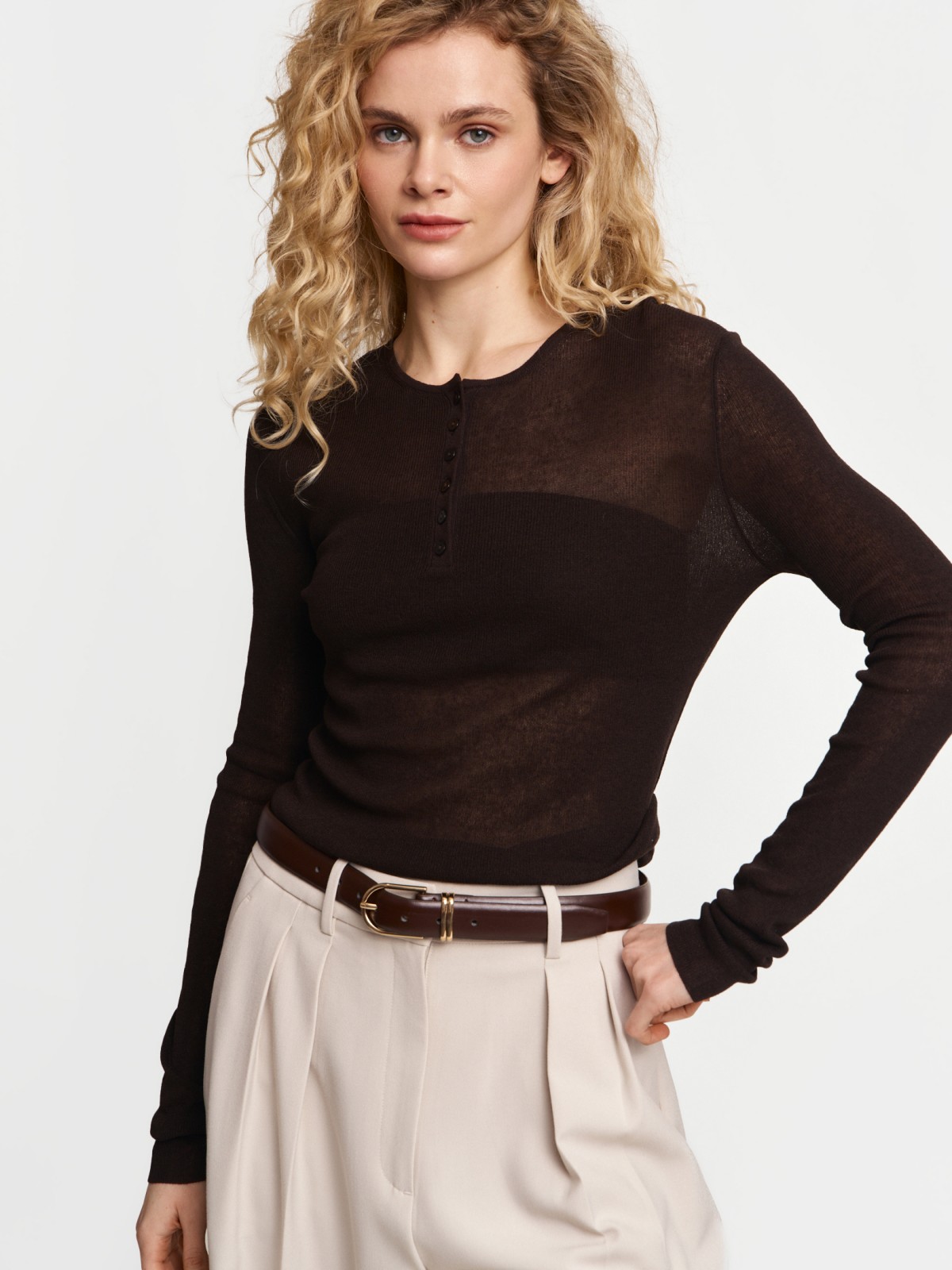 Вязаный полупрозрачный джемпер