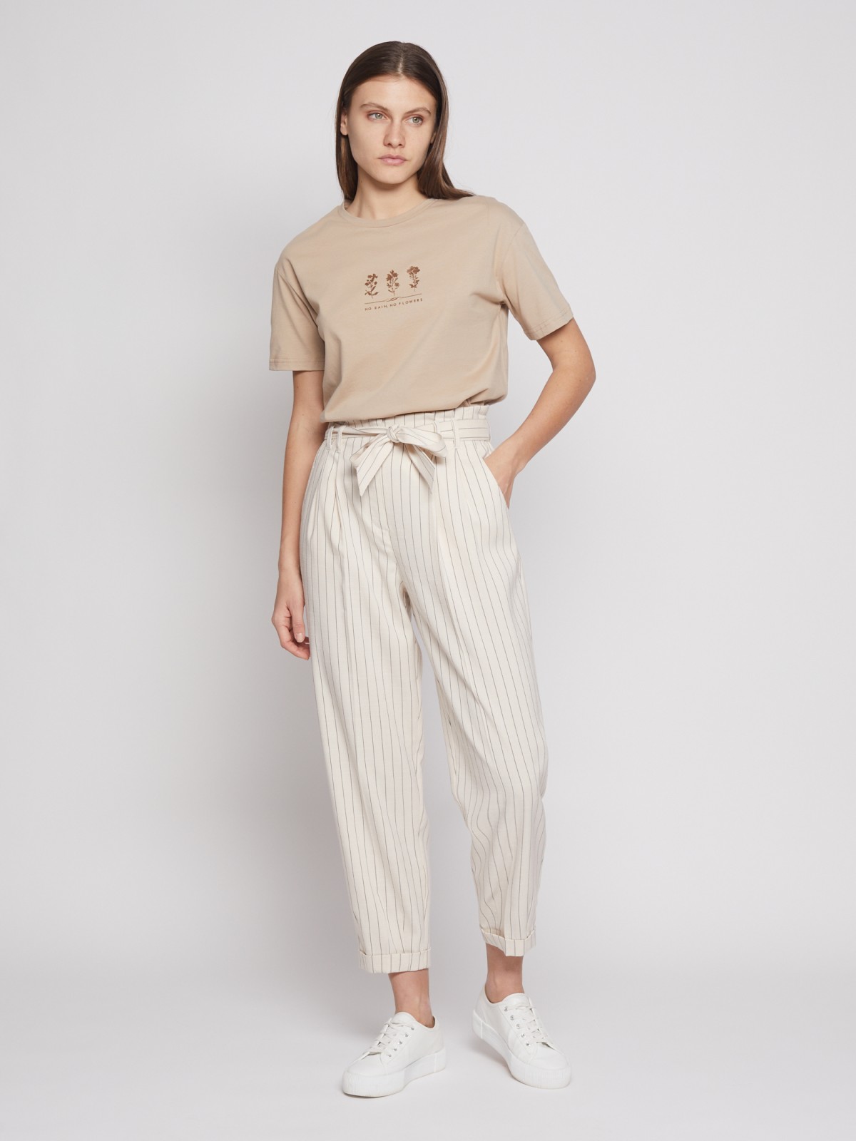 Брюки фасона Carrot с поясом