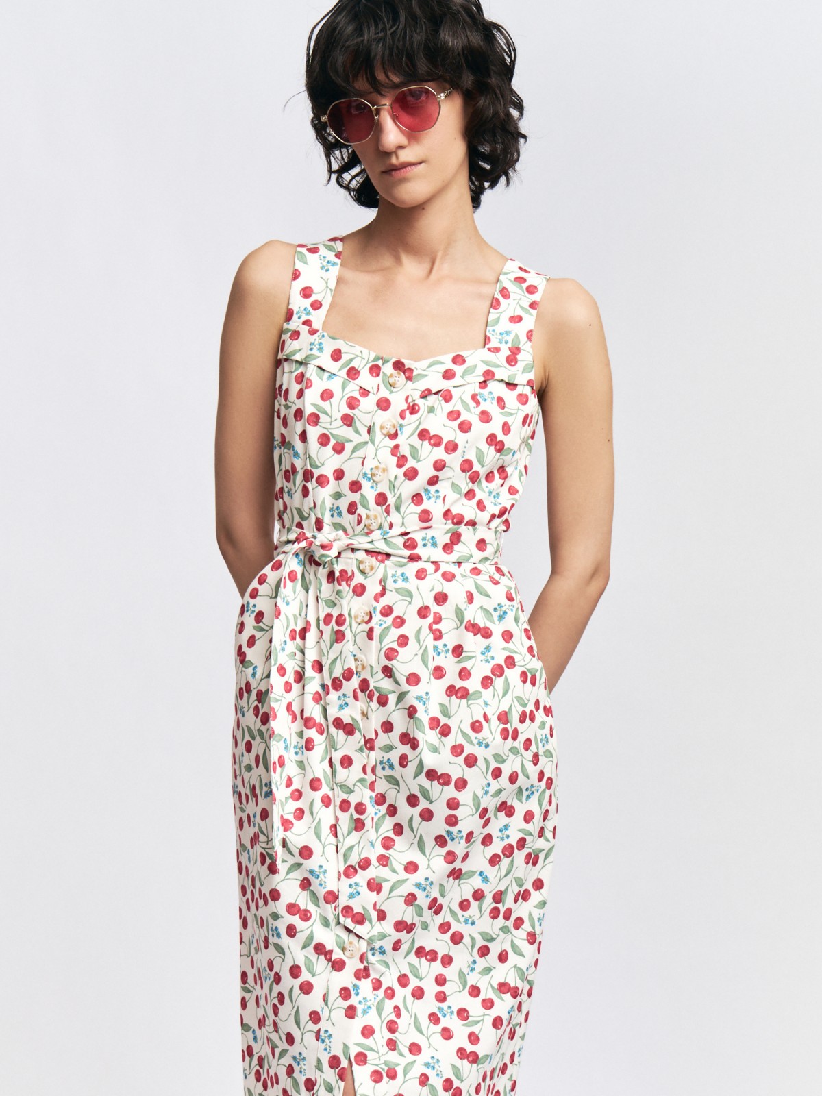 Сарафан с принтом и поясом