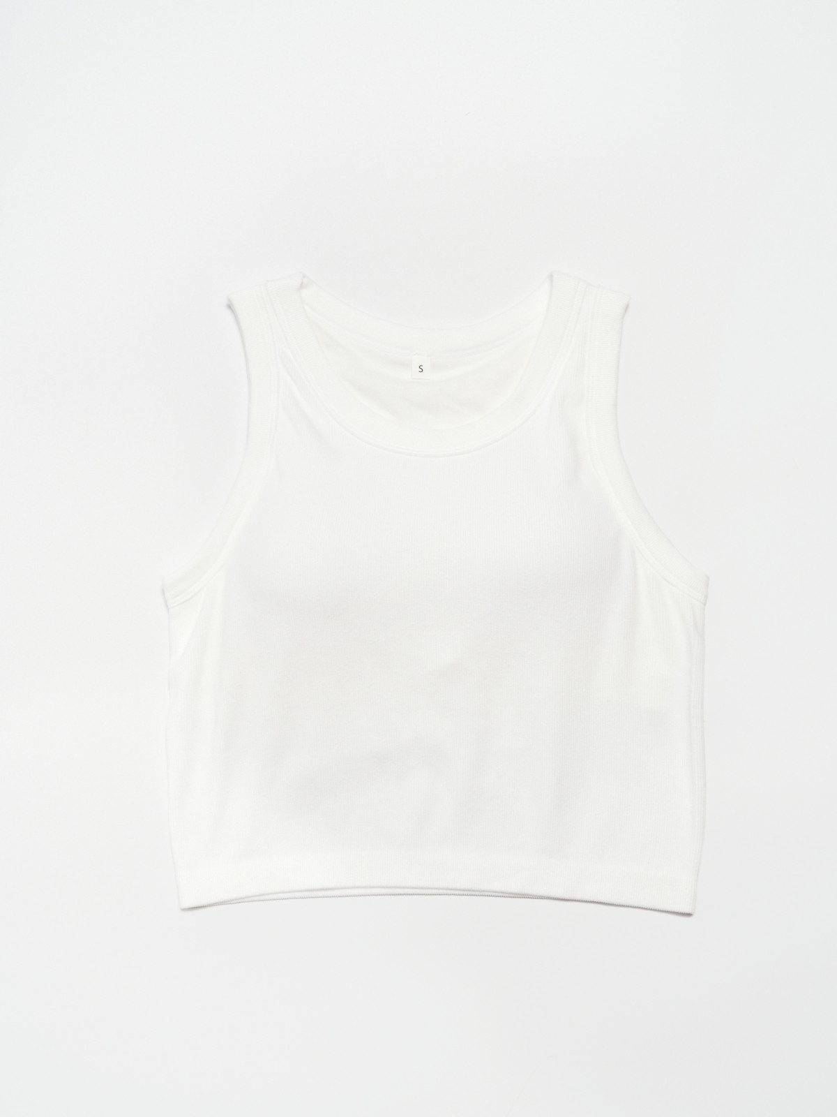 Бельевая майка-топ с чашками 1099₽