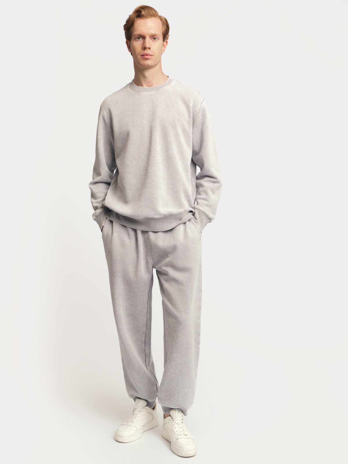 Трикотажные брюки-джоггеры с начёсом 1999₽