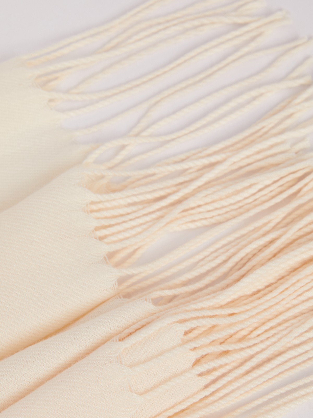 Тканевый шарф с длинной бахромой zolla 023339159085, цвет молоко, размер No_size - фото 3