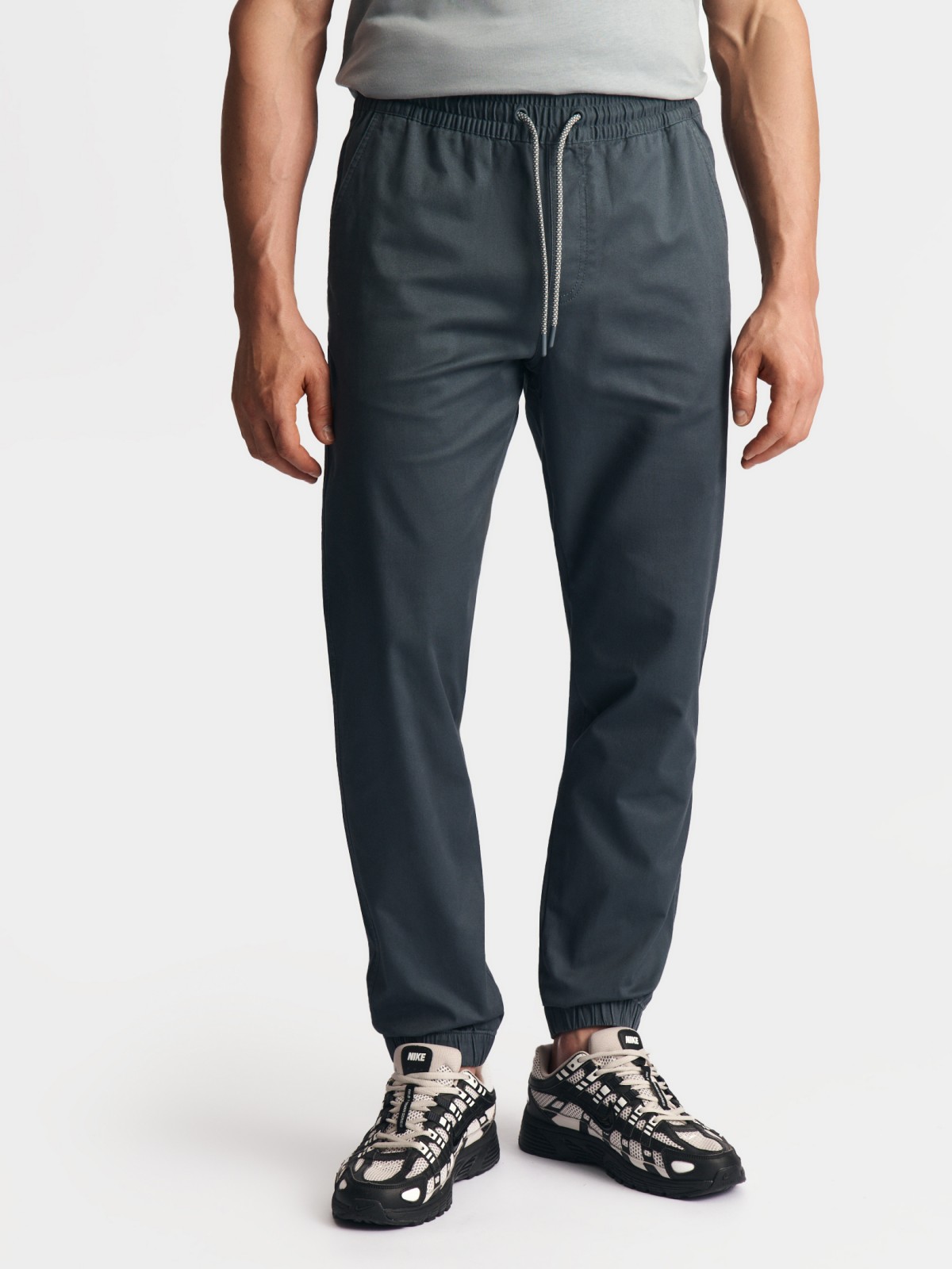 Брюки-джоггеры из хлопка на резинке