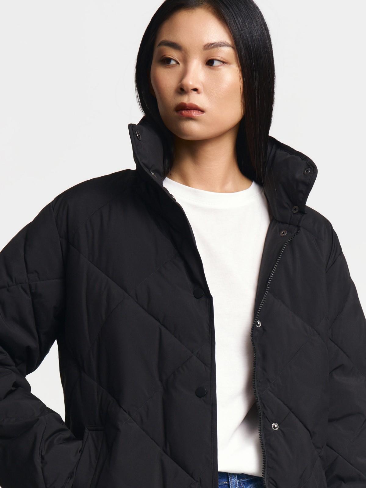 Тёплая куртка с воротником и поясом