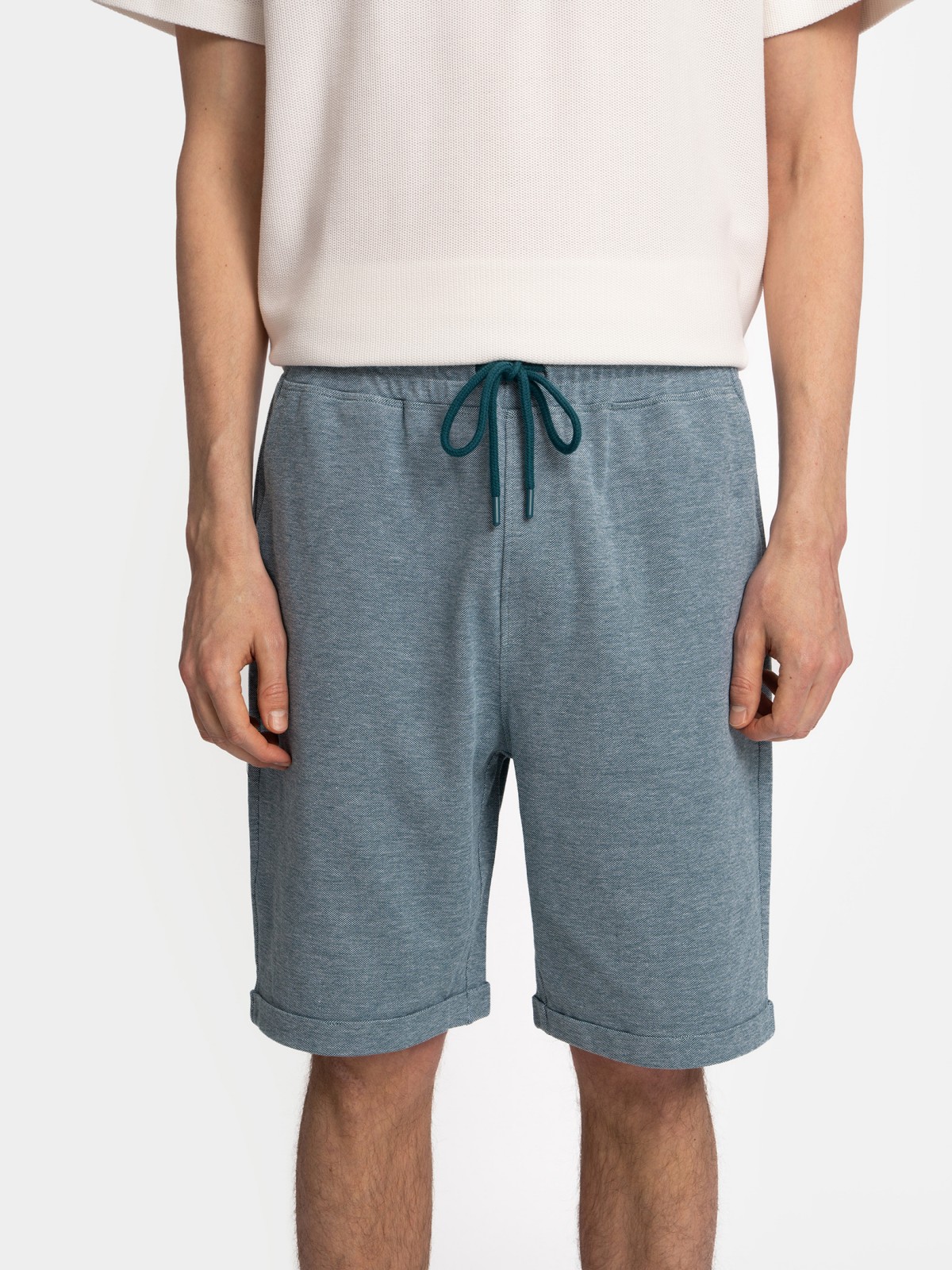 Шорты кроеные