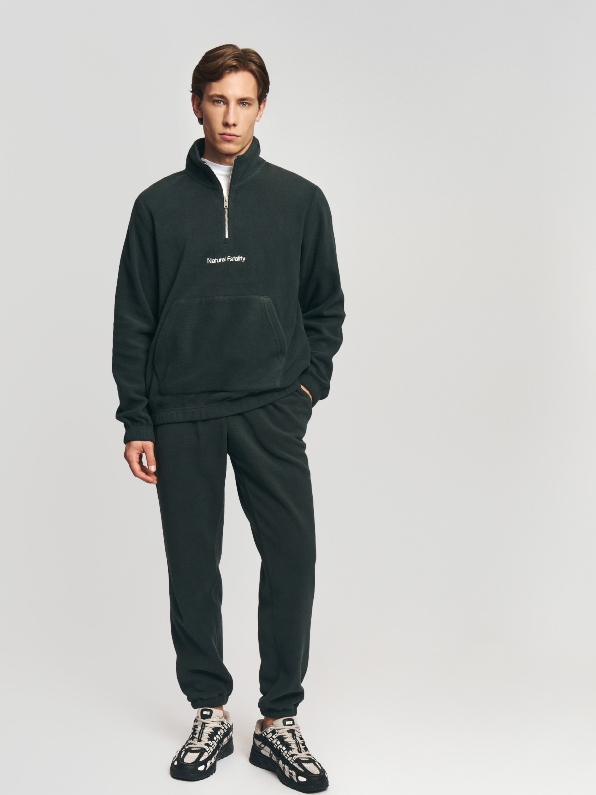 Тёплые брюки-джоггеры из флиса