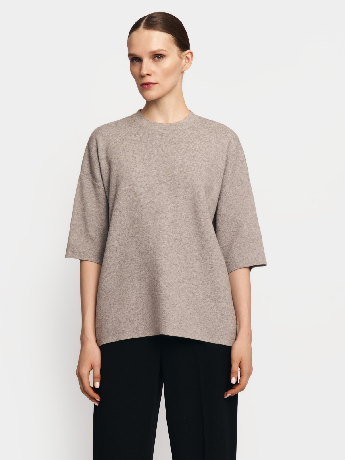 Трикотажный джемпер с коротким рукавом