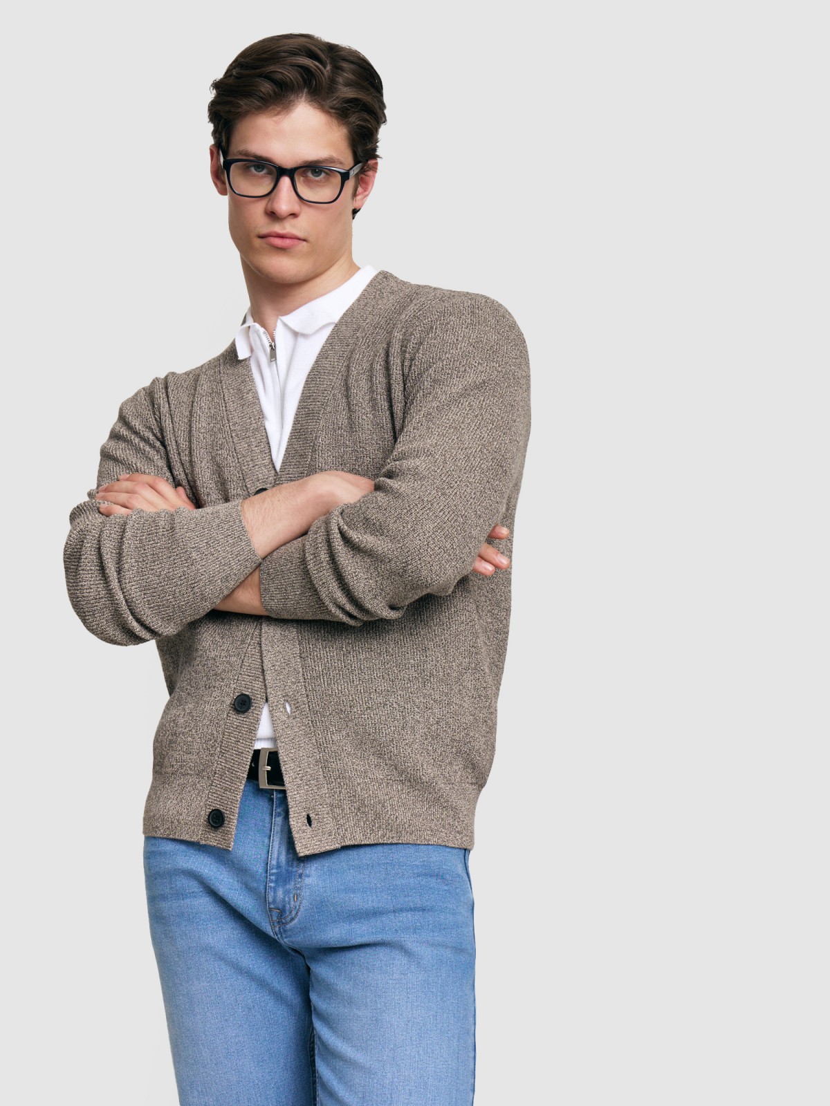 Вязаный кардиган на пуговицах 1499₽