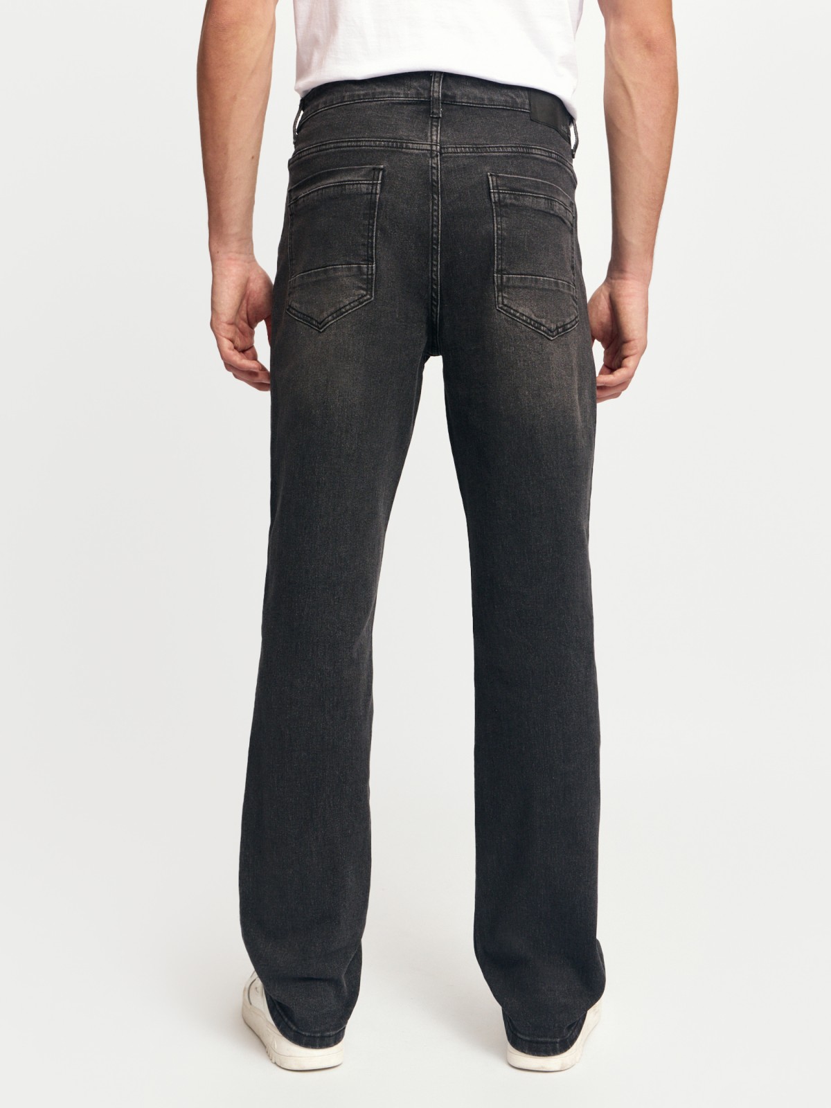 Джинсы прямого фасона