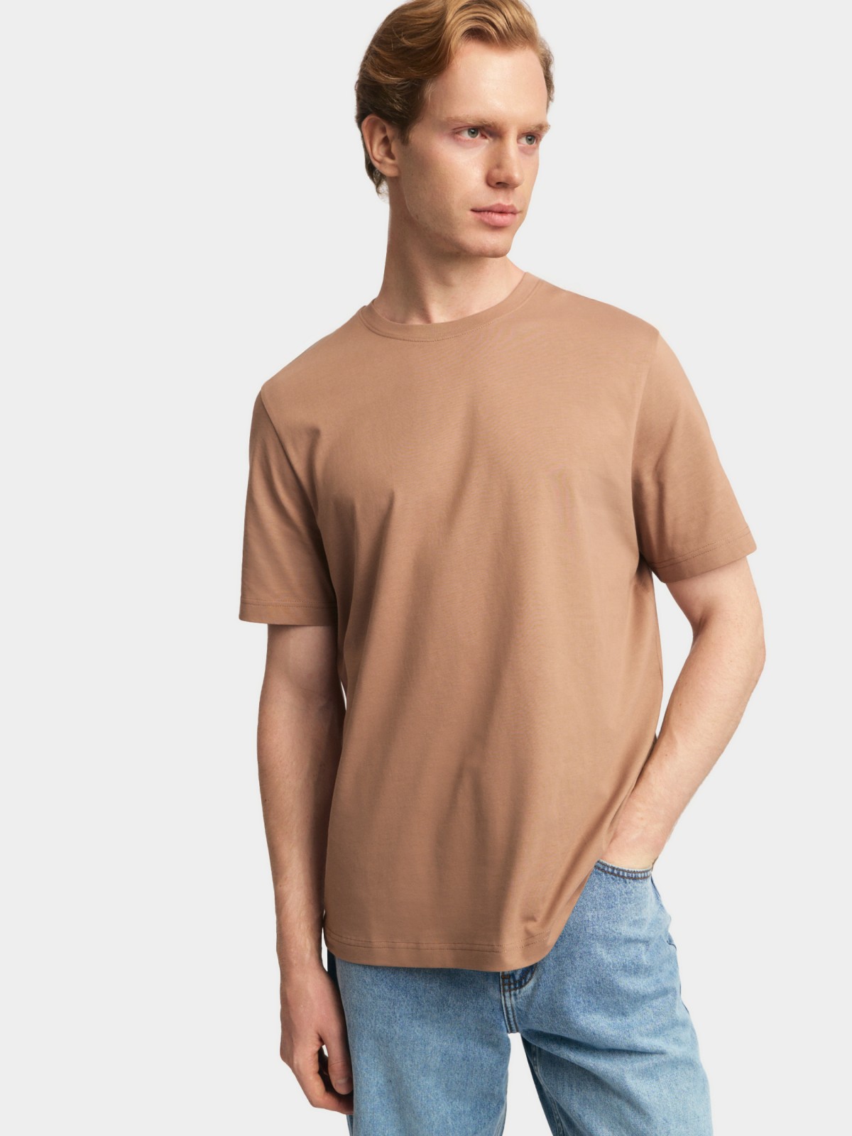 Однотонная футболка из хлопка