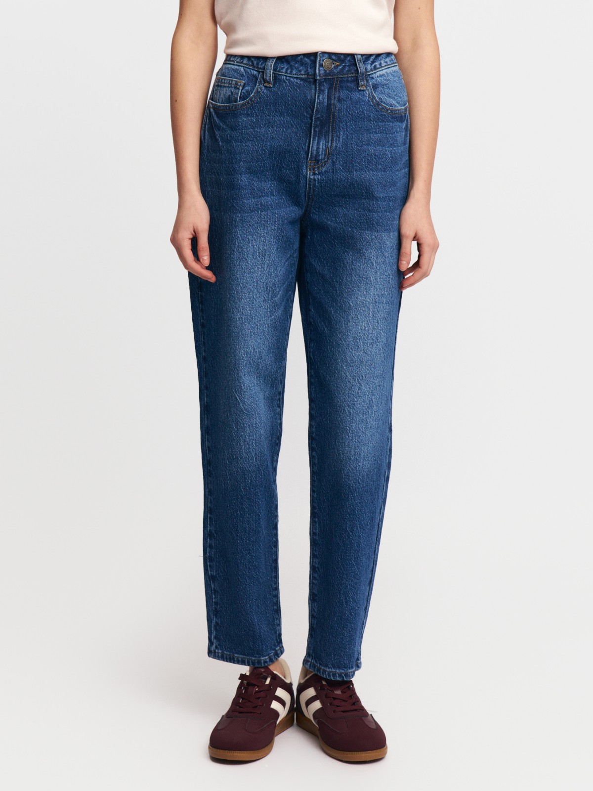 Джинсы силуэта Mom Comfort с высокой посадкой