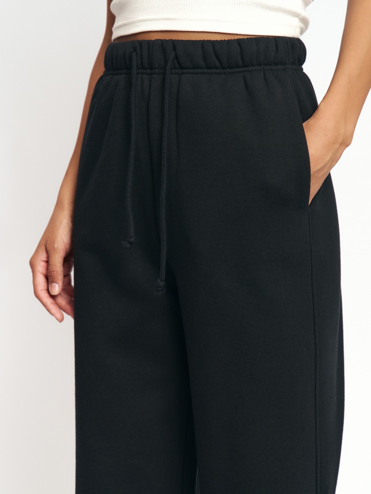 Утеплённые брюки на резинке с начёсом