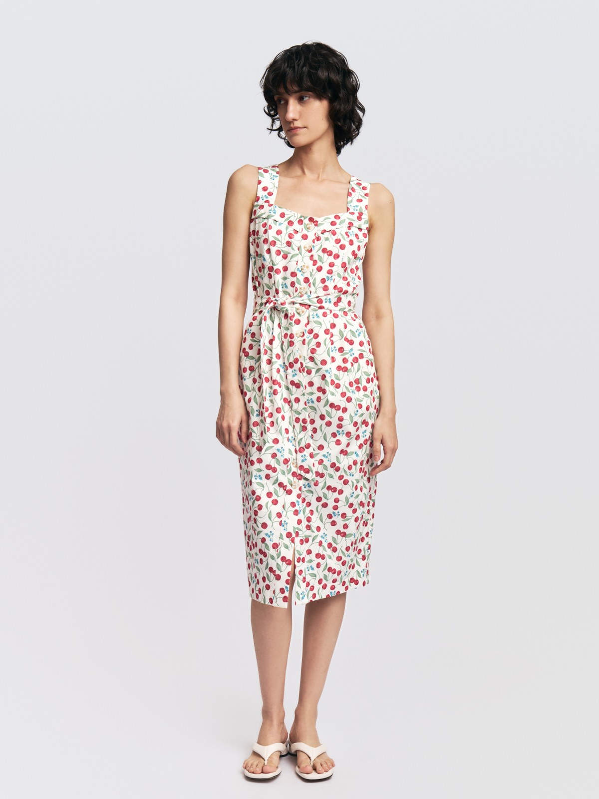 Сарафан с принтом и поясом