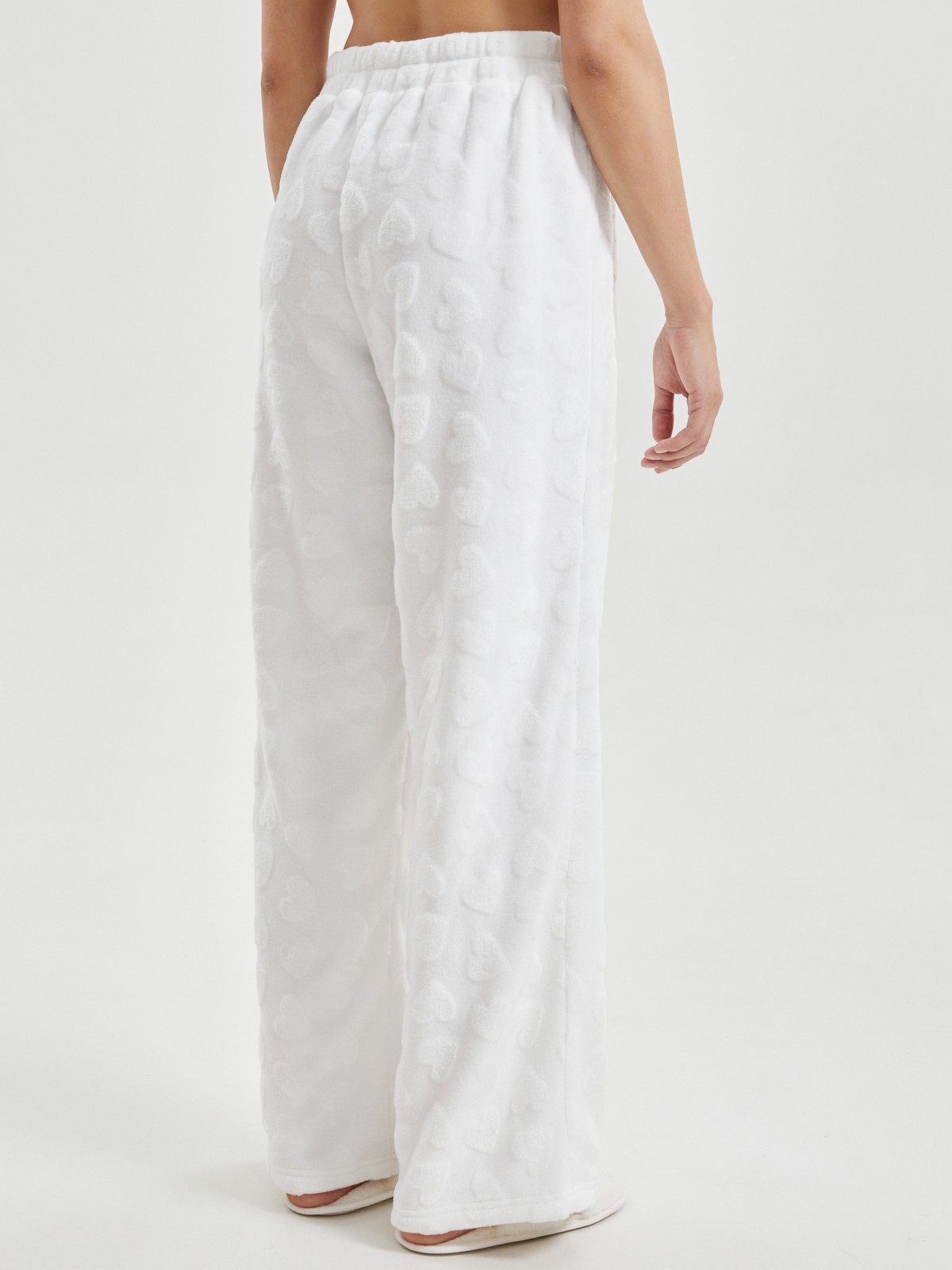 Штаны из экомеха на резинке