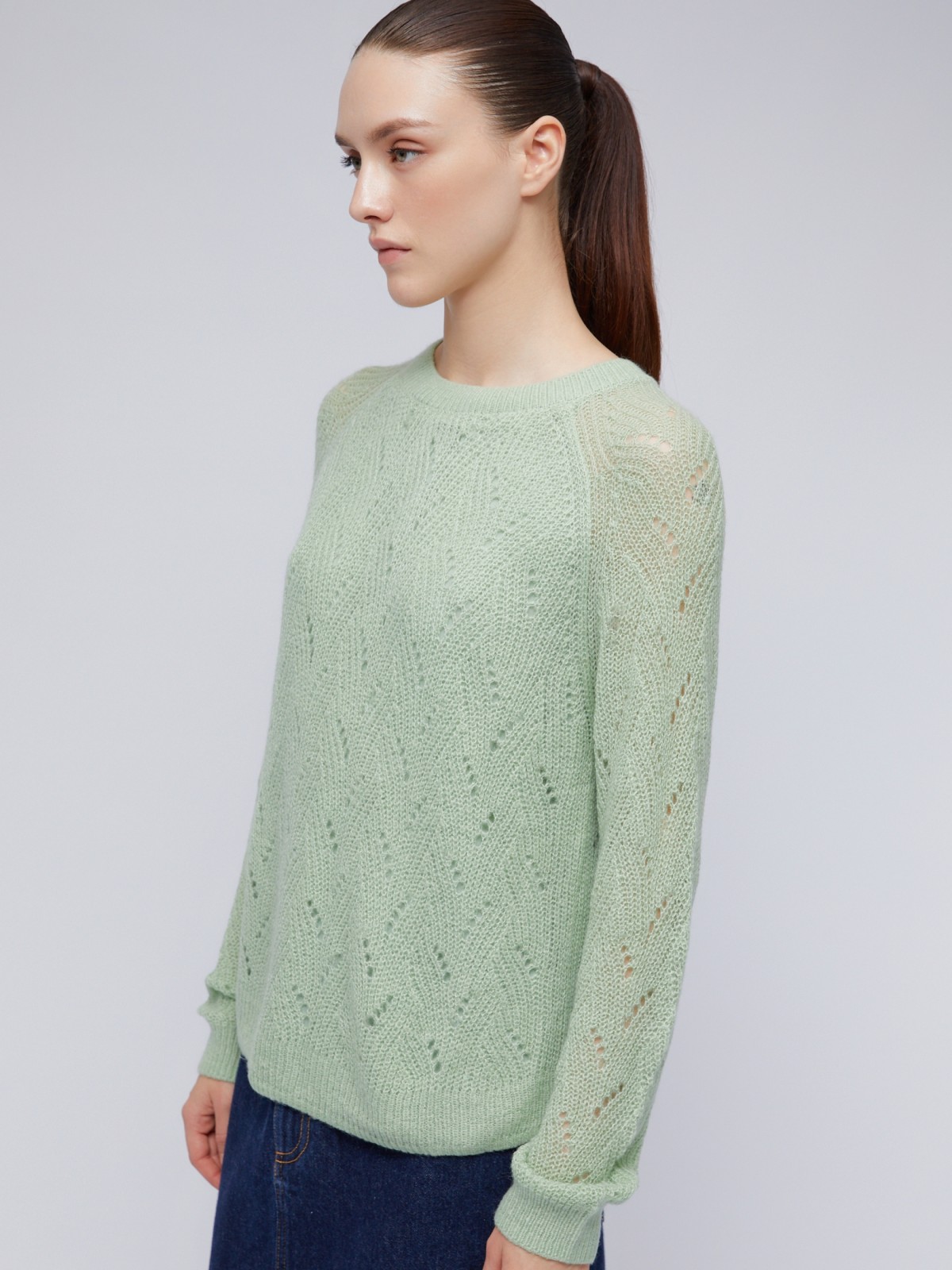 Комбинированный ажурный джемпер с рукавами-реглан