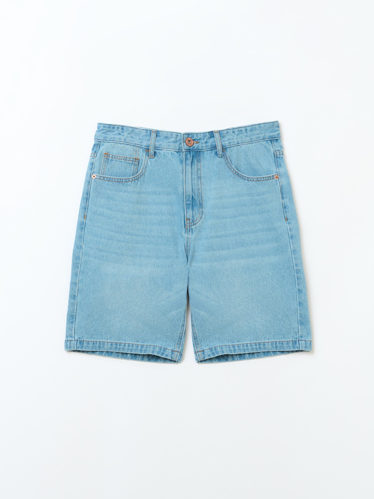 Джинсовые прямые шорты короткие