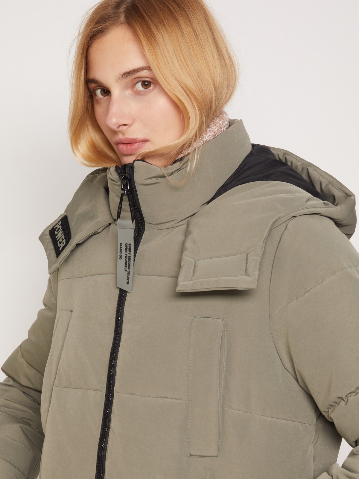 Тёплая парка с капюшоном