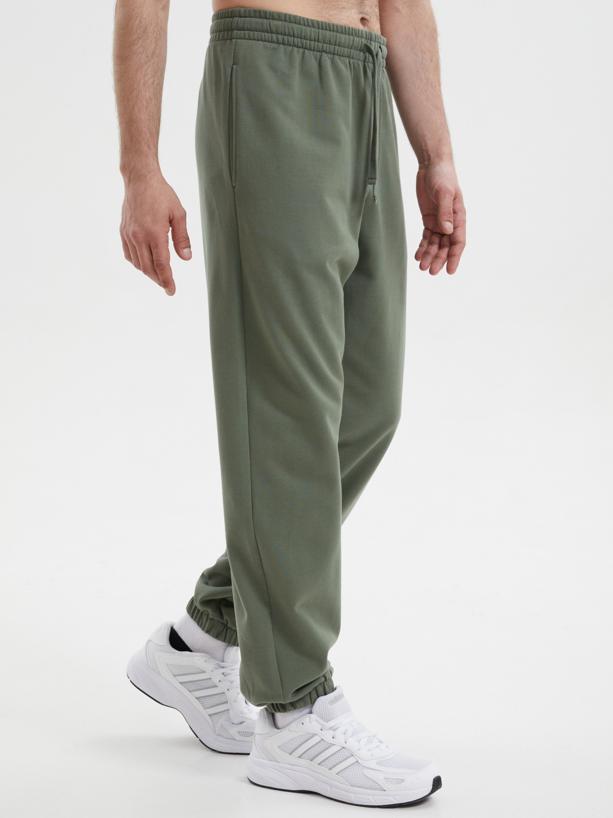 Утеплённые брюки-джоггеры из хлопка с начёсом