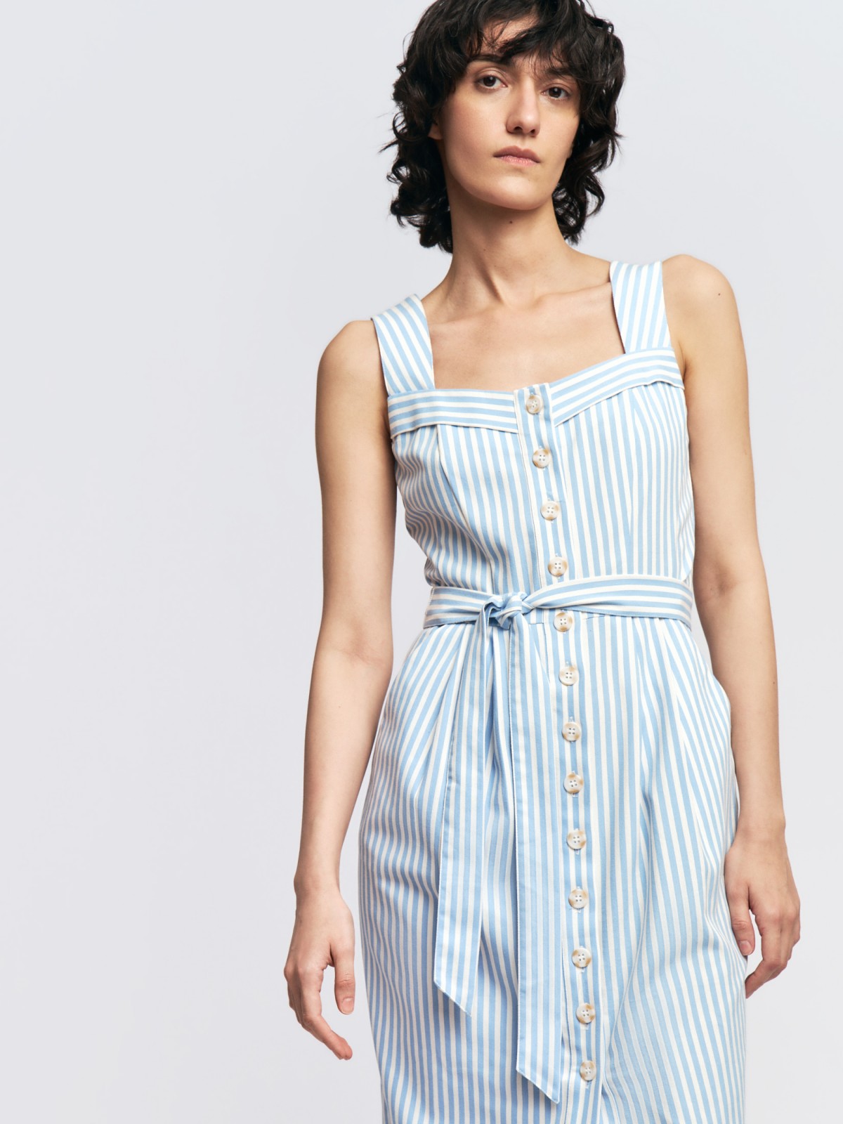 Сарафан в полоску с поясом