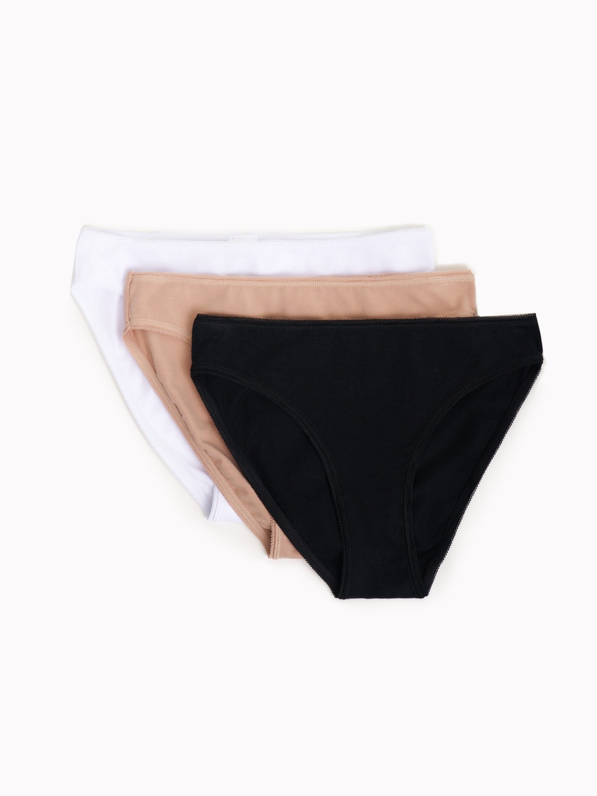 Набор однотонных трусов (3 шт. в комплекте)