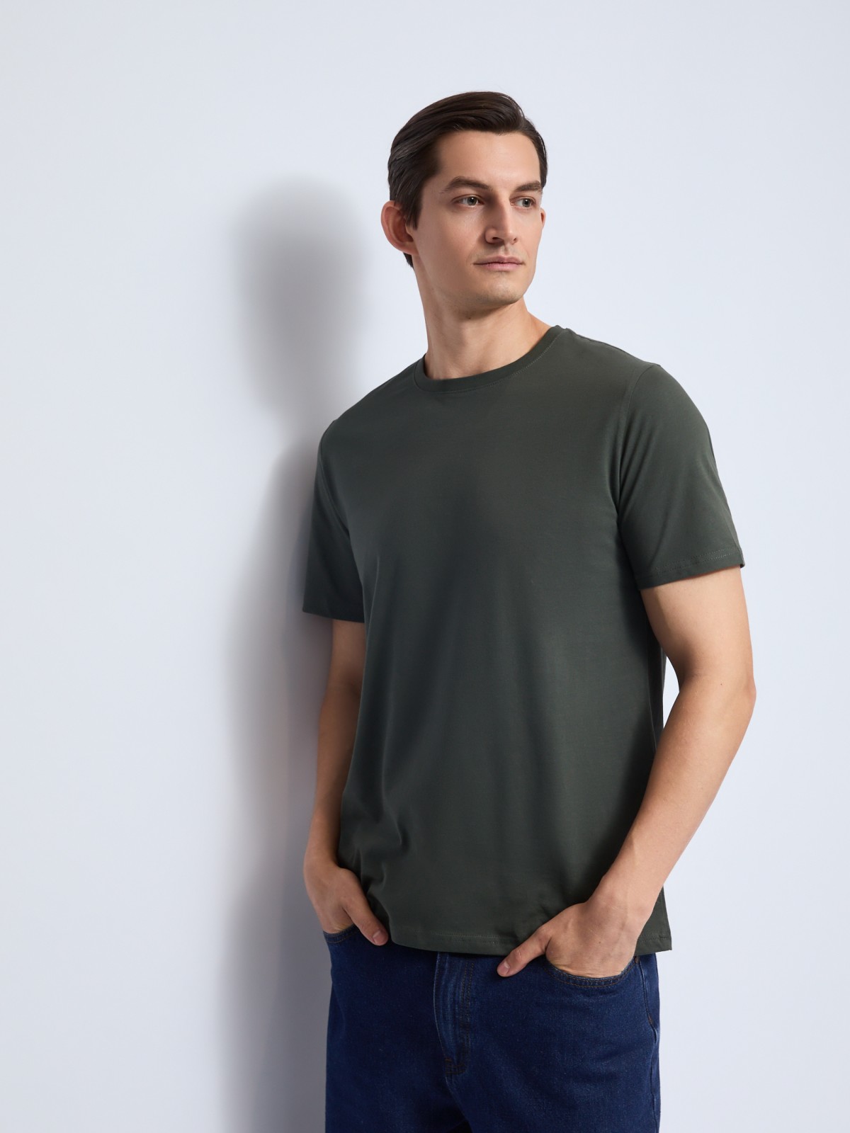 Футболка из хлопка с круглым вырезом