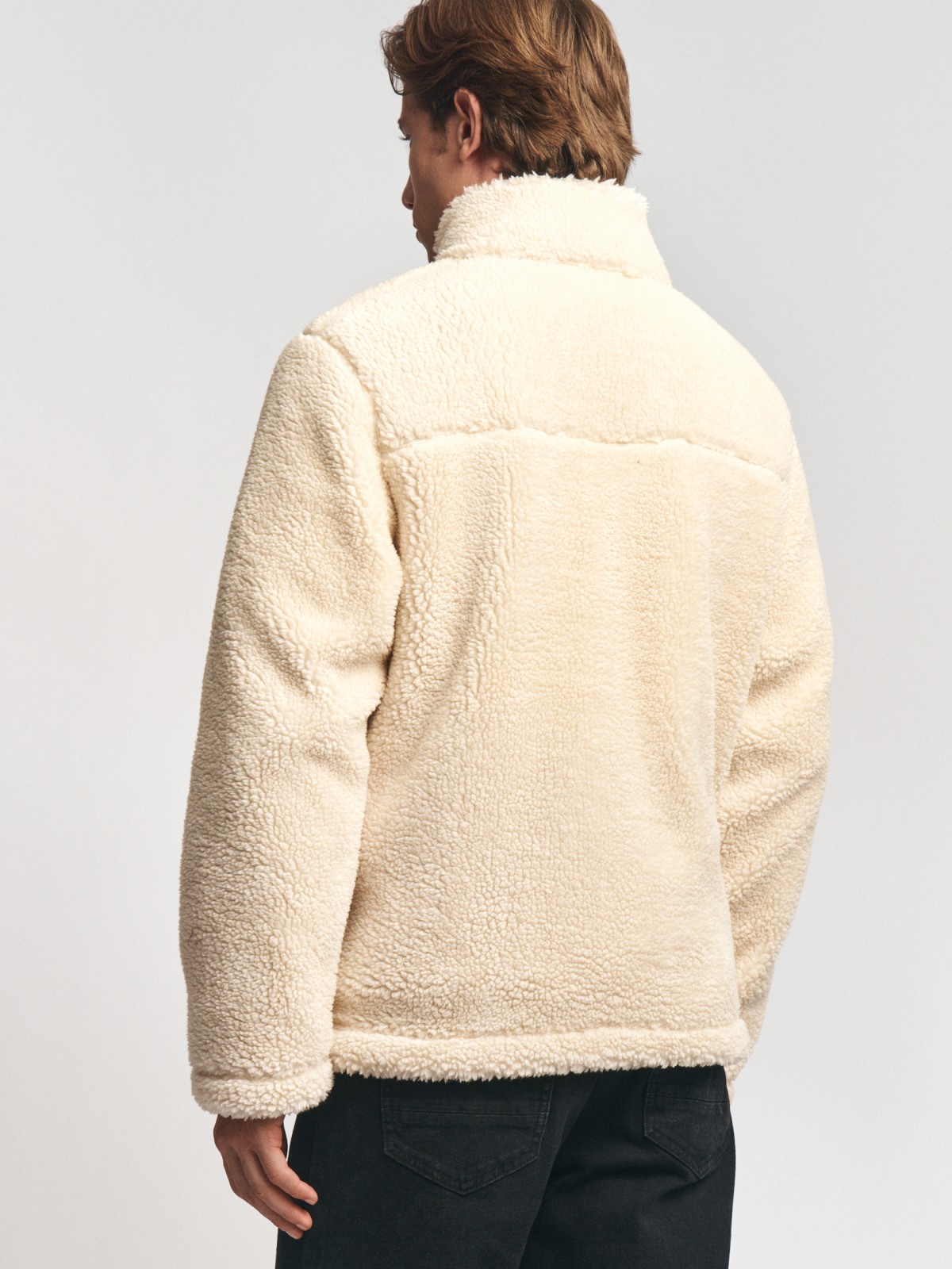 Утеплённая толстовка из экомеха с горлом