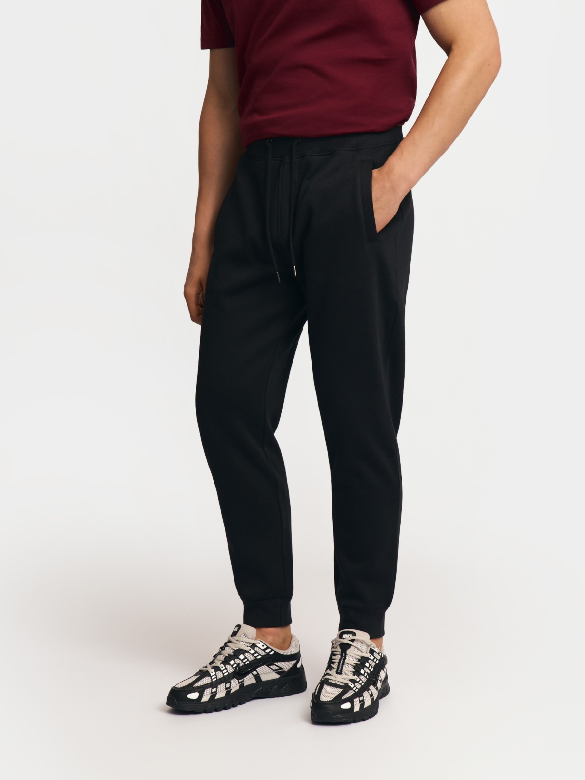 Тёплые трикотажные брюки-джоггеры с начёсом