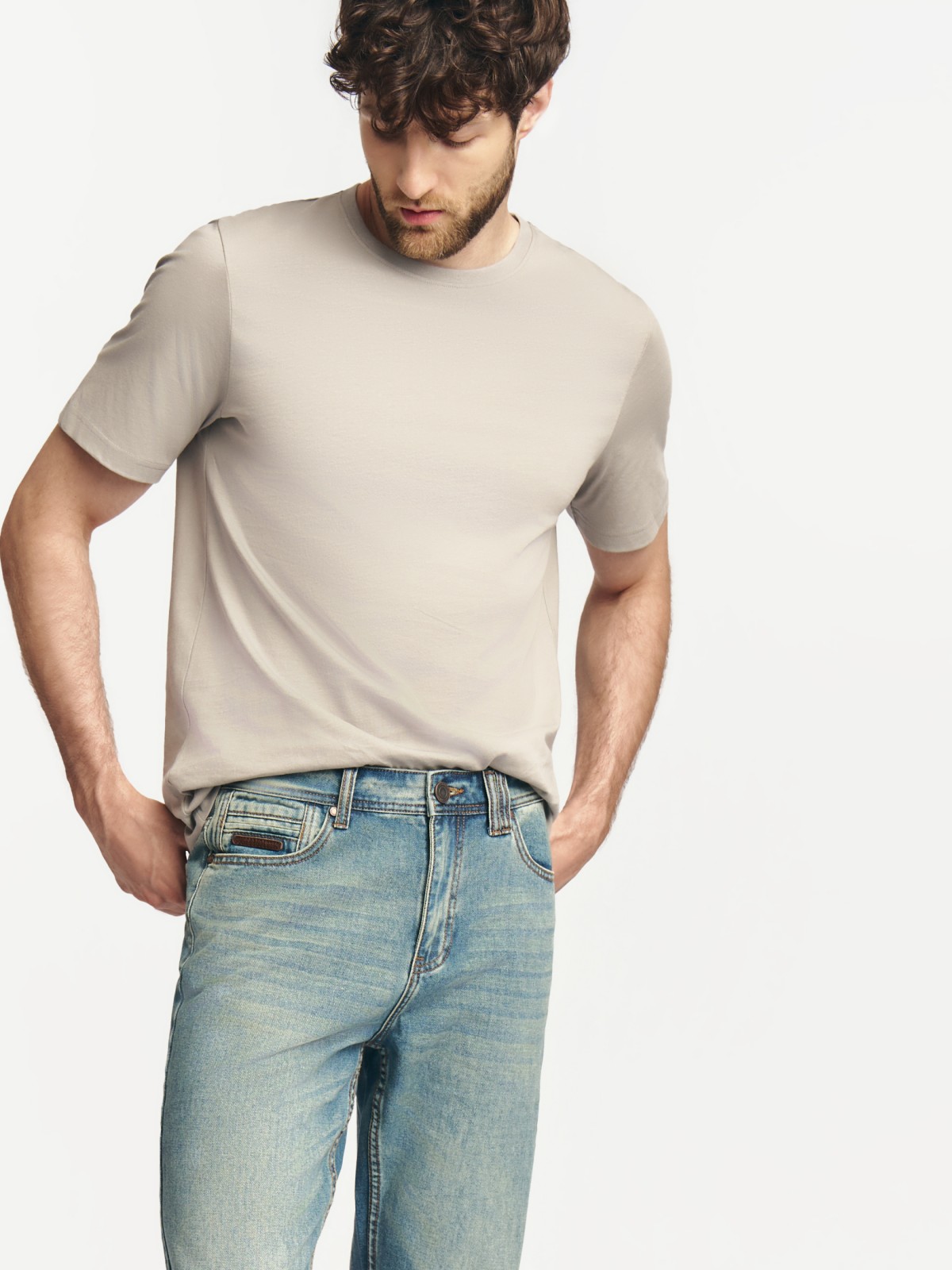 Футболка из хлопка с круглым вырезом