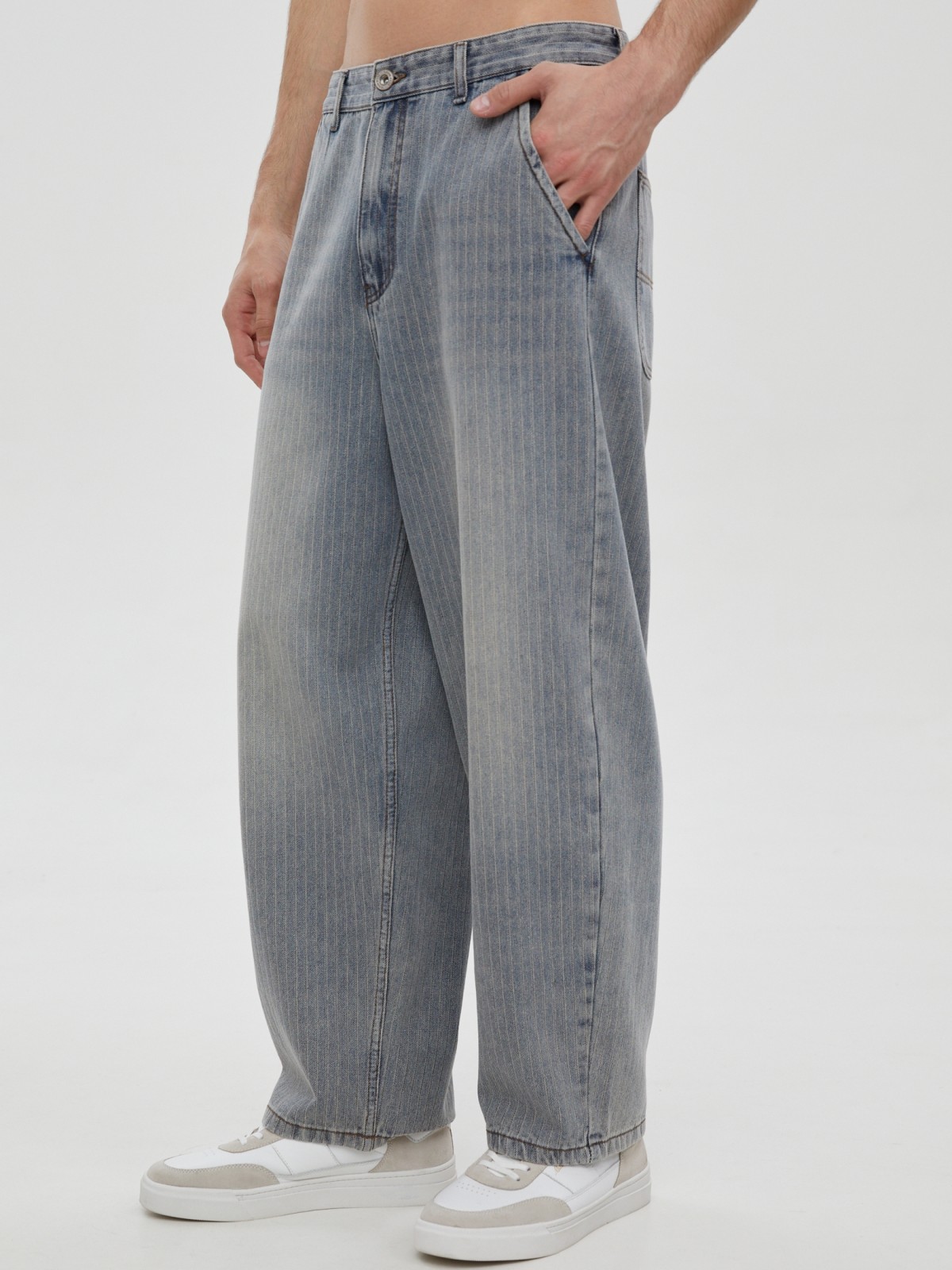 Джинсы фасона Baggy в полоску