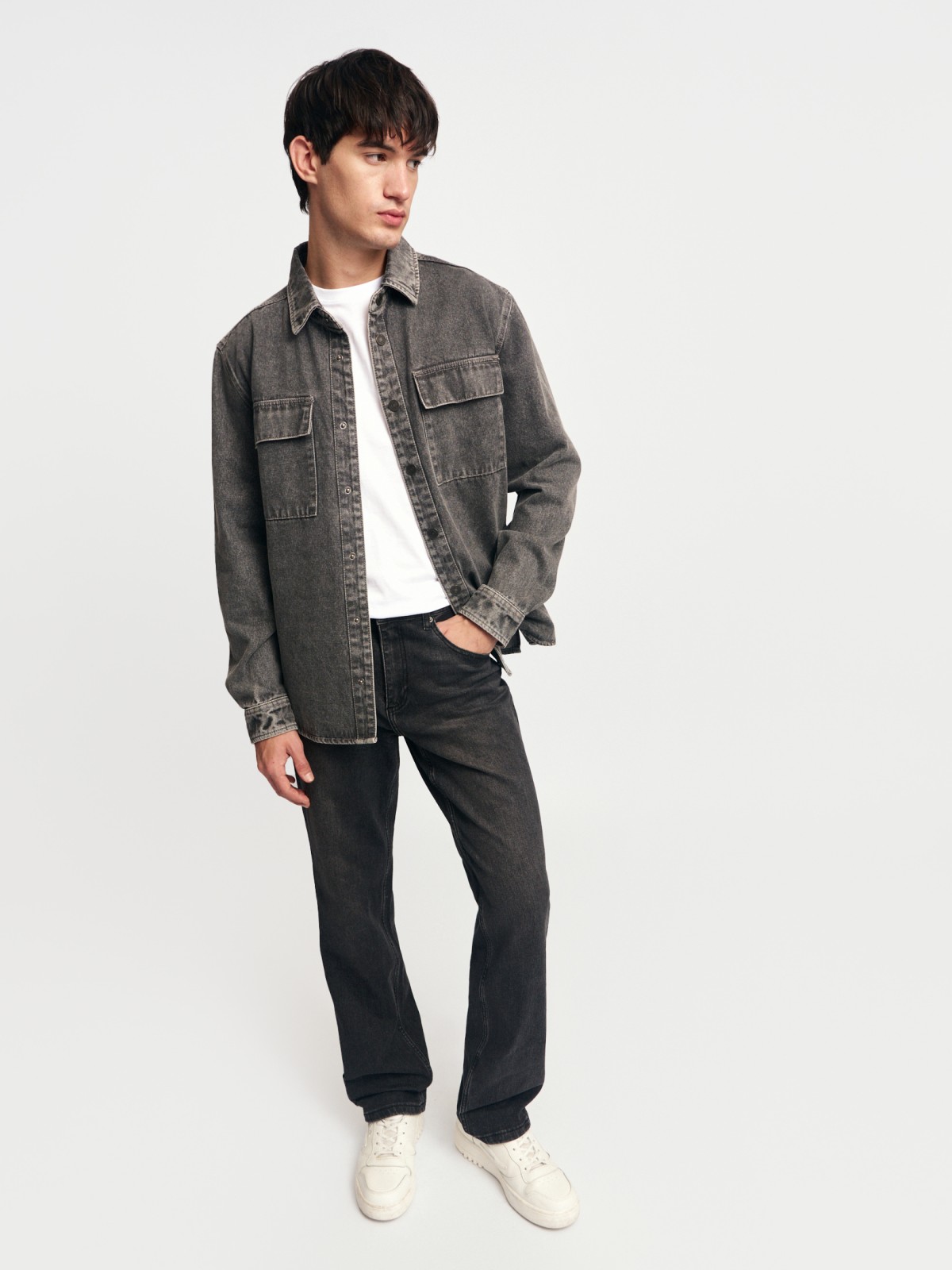 Джинсы прямого фасона