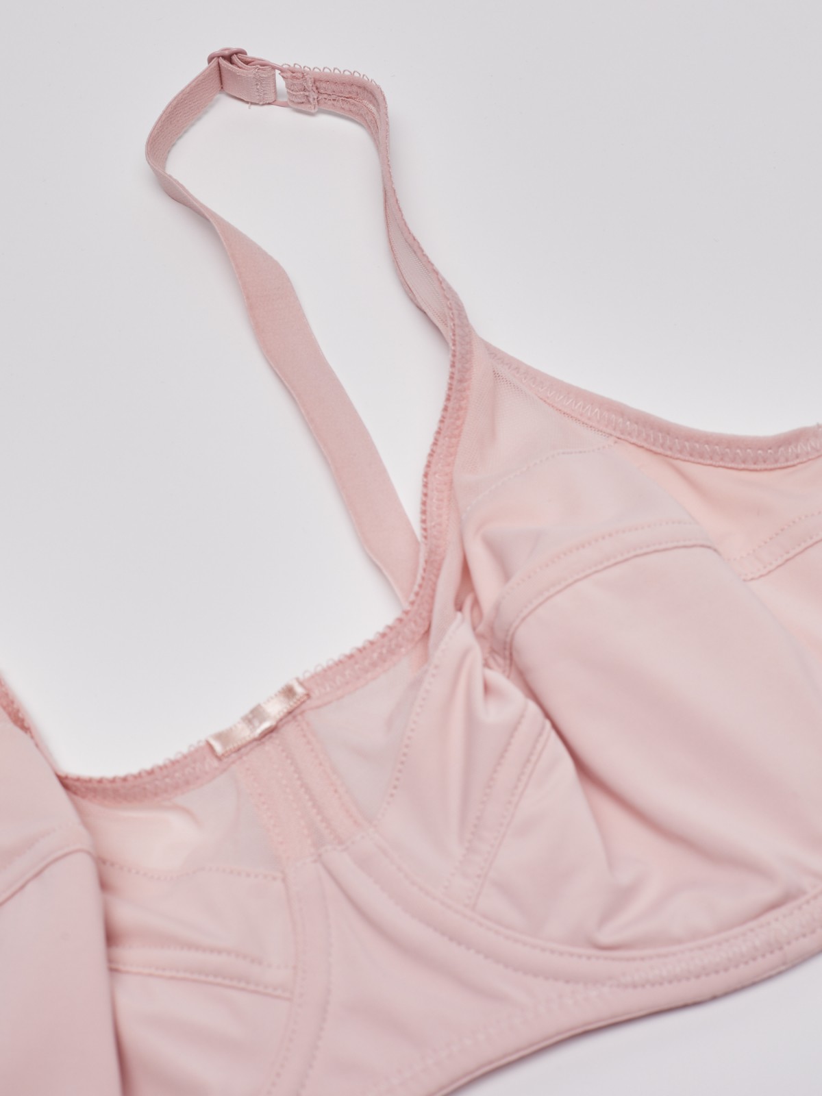 Мягкий бюстгальтер на косточках