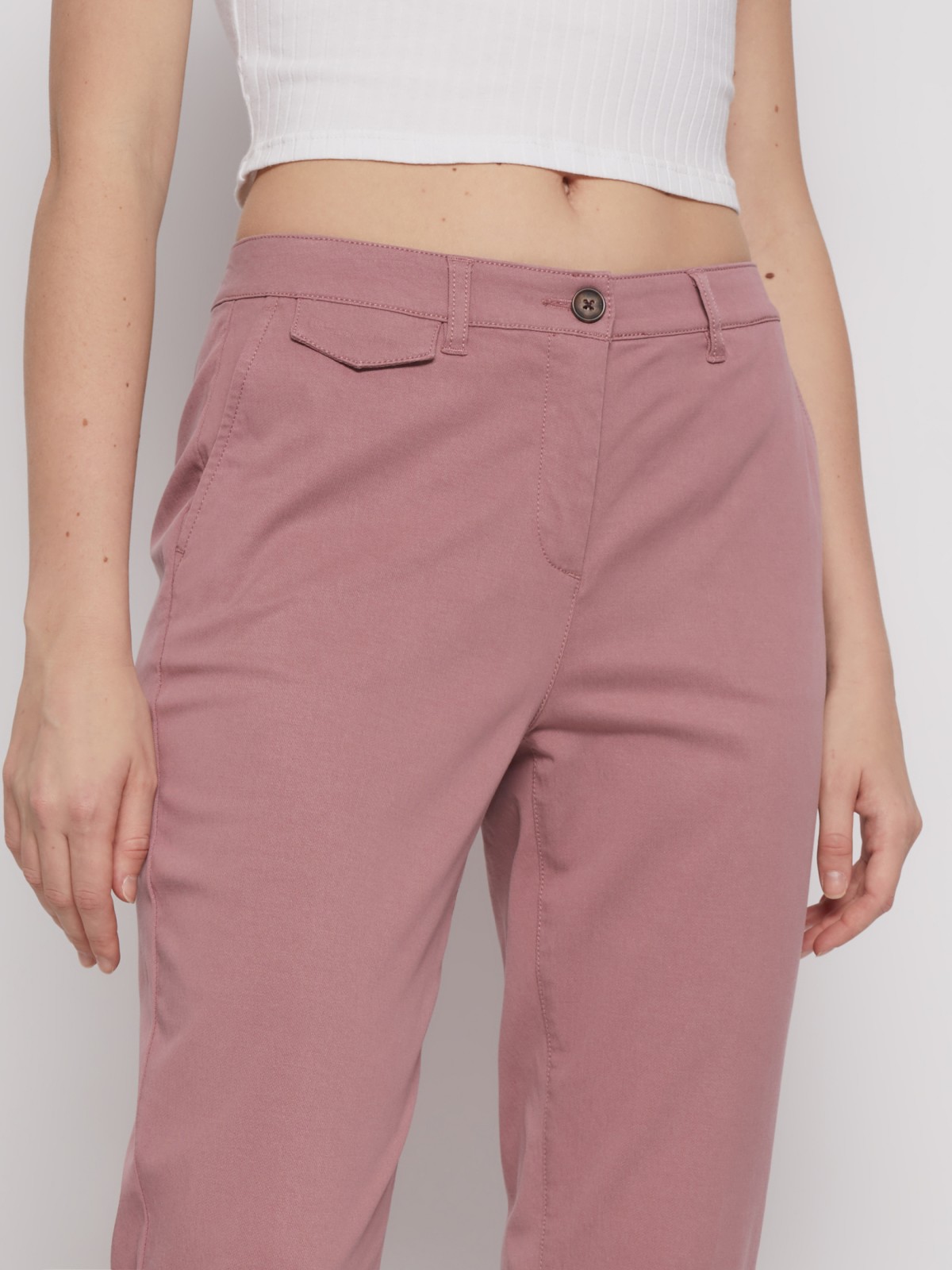 Брюки-чинос 