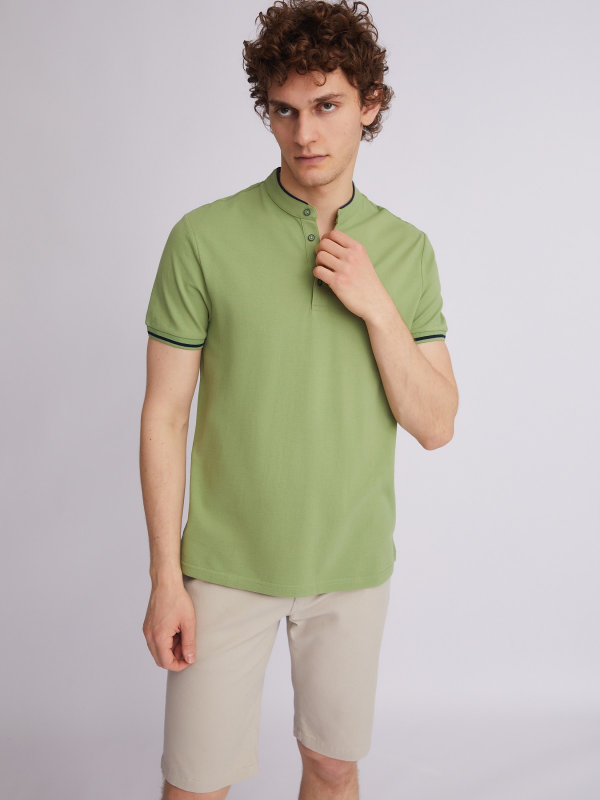 Футболка поло с воротником-стойкой