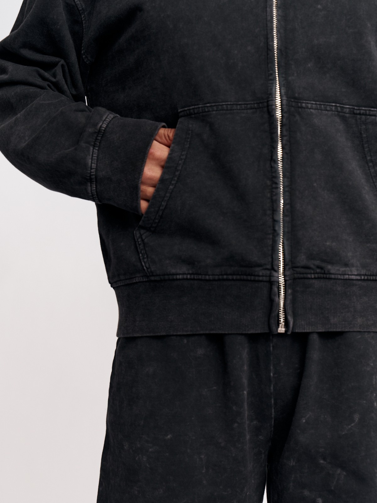 Толстовка из хлопка на молнии с капюшоном