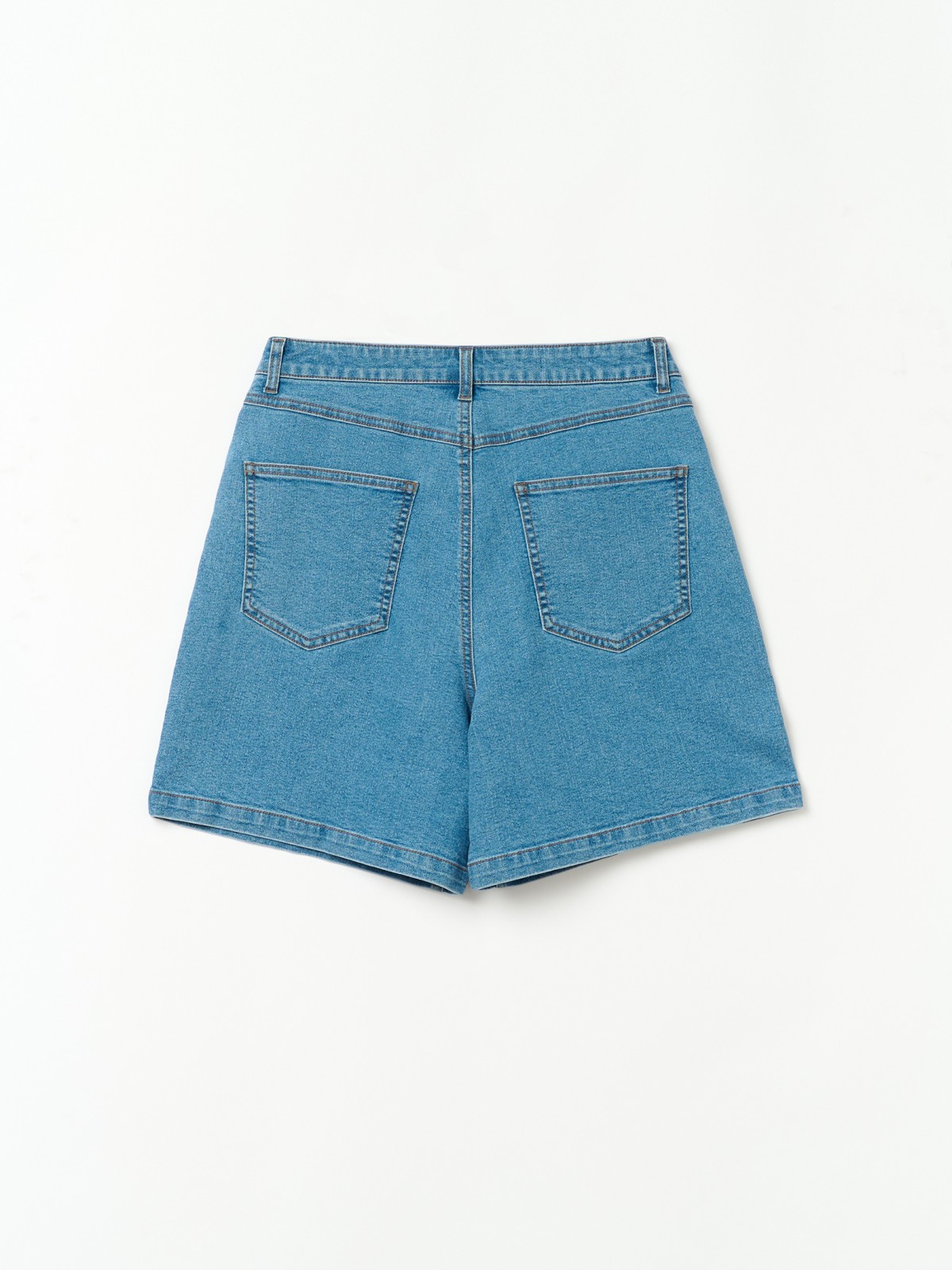 Джинсовые короткие шорты