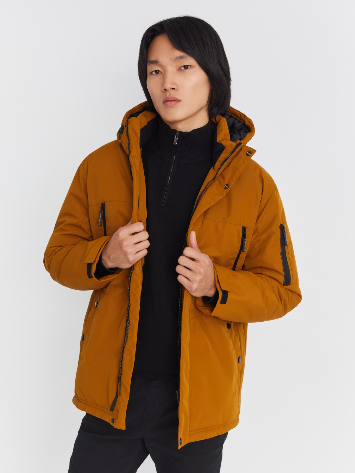 Тёплая куртка удлинённого силуэта с капюшоном на синтепоне zolla 013345102064, цвет горчичный, размер L