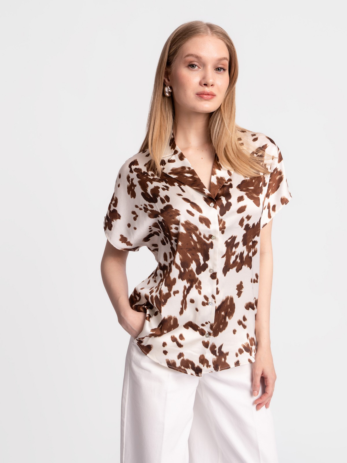 Блузка с короткими рукавами