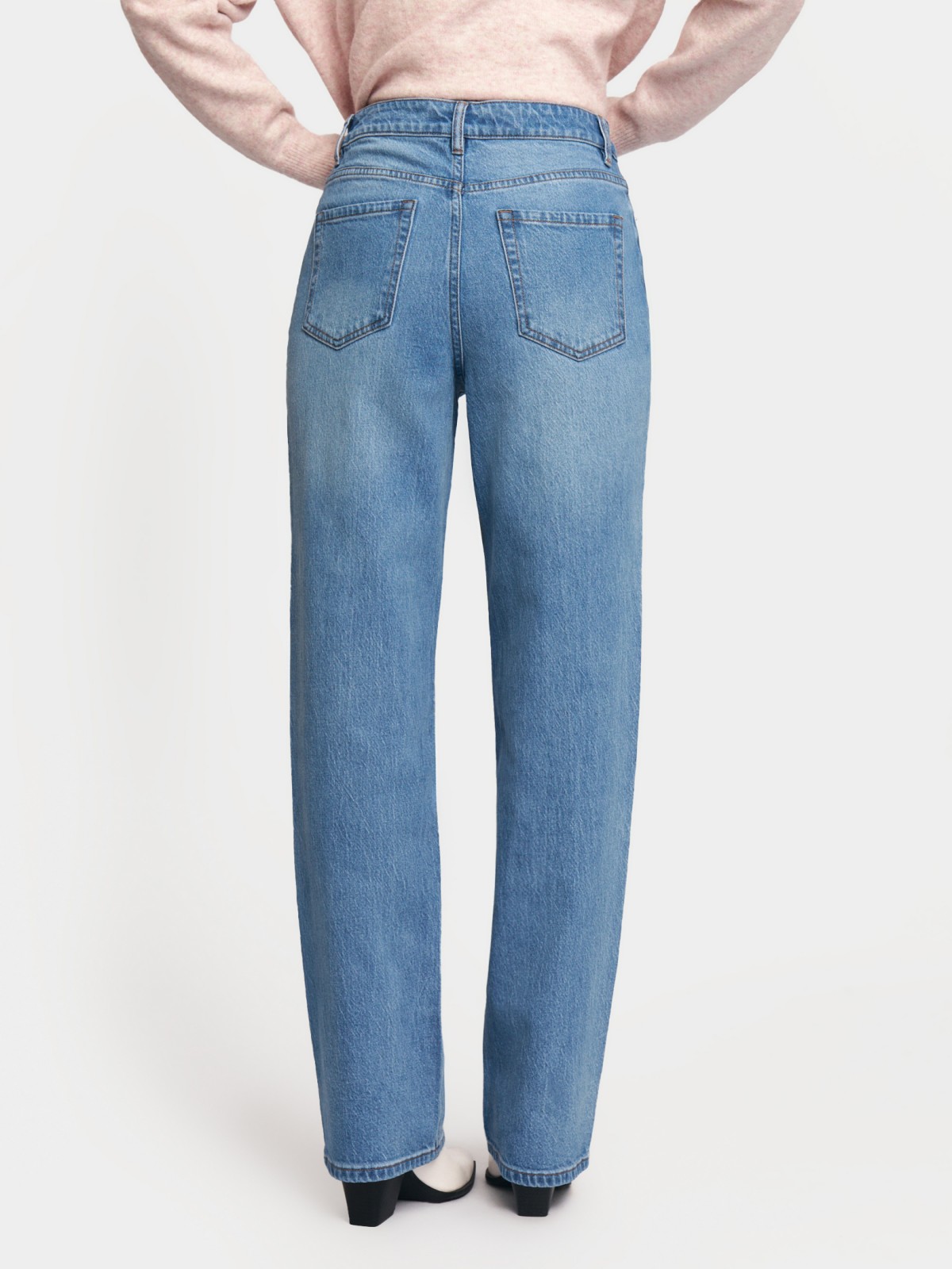 Джинсы прямого силуэта с высокой посадкой