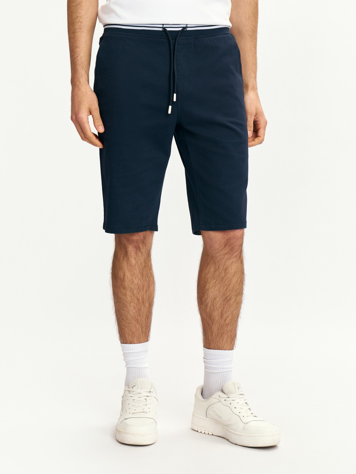 Удлинённые хлопковые шорты на резинке