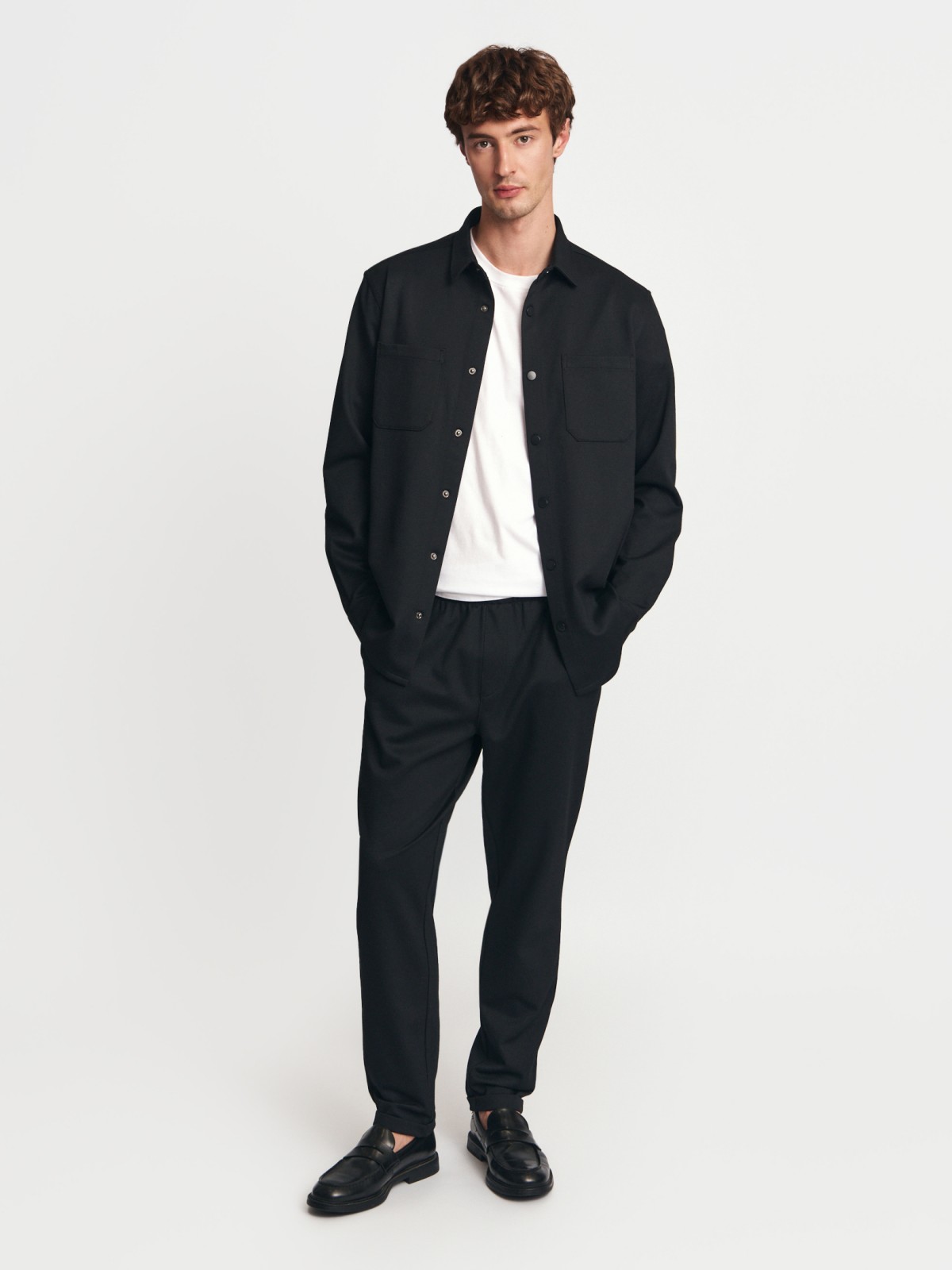 Брюки на резинке с отворотами